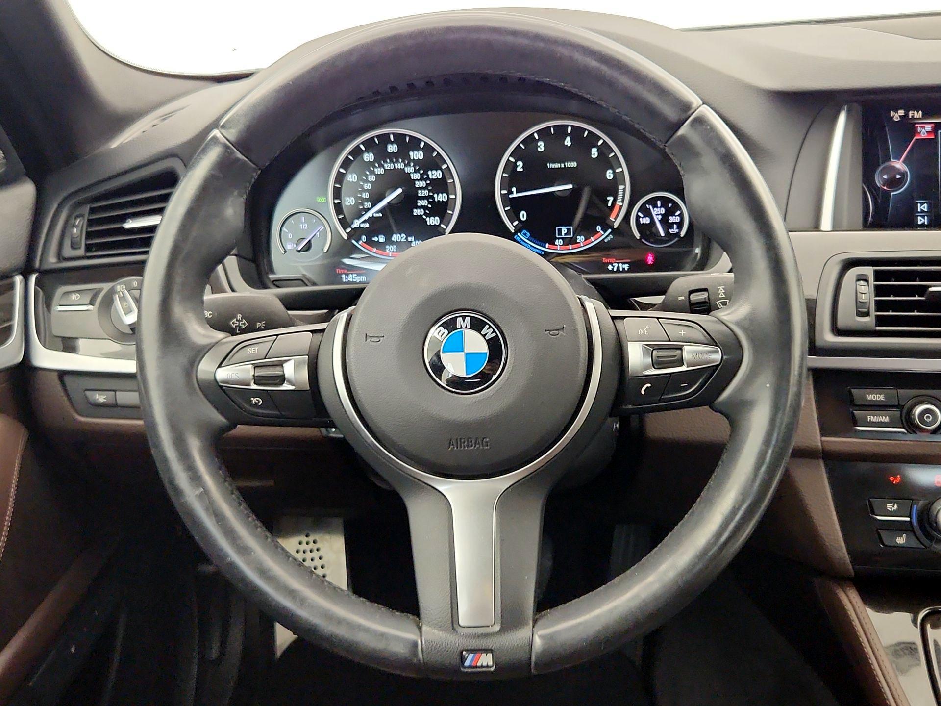 Thumbnail: 2015 BMW 5 Series - 10