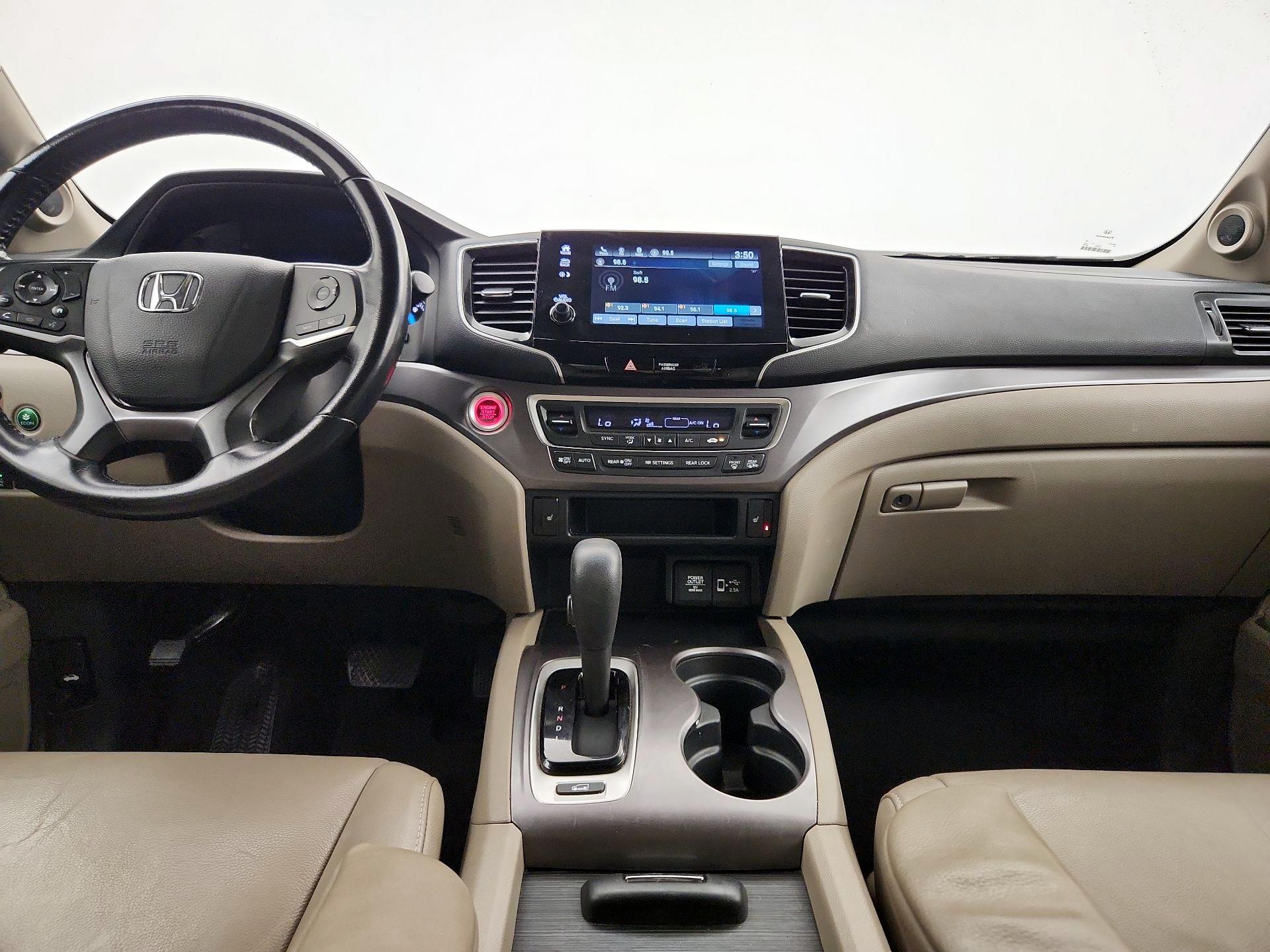 Thumbnail: 2020 Honda Pilot - 9