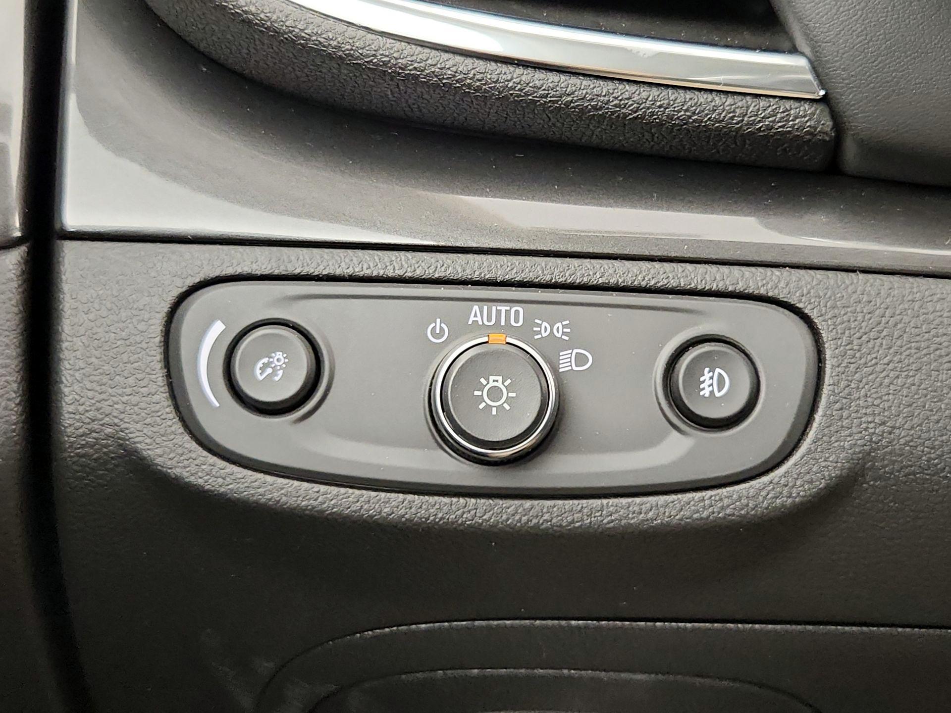 Thumbnail: 2018 Buick Encore - 13