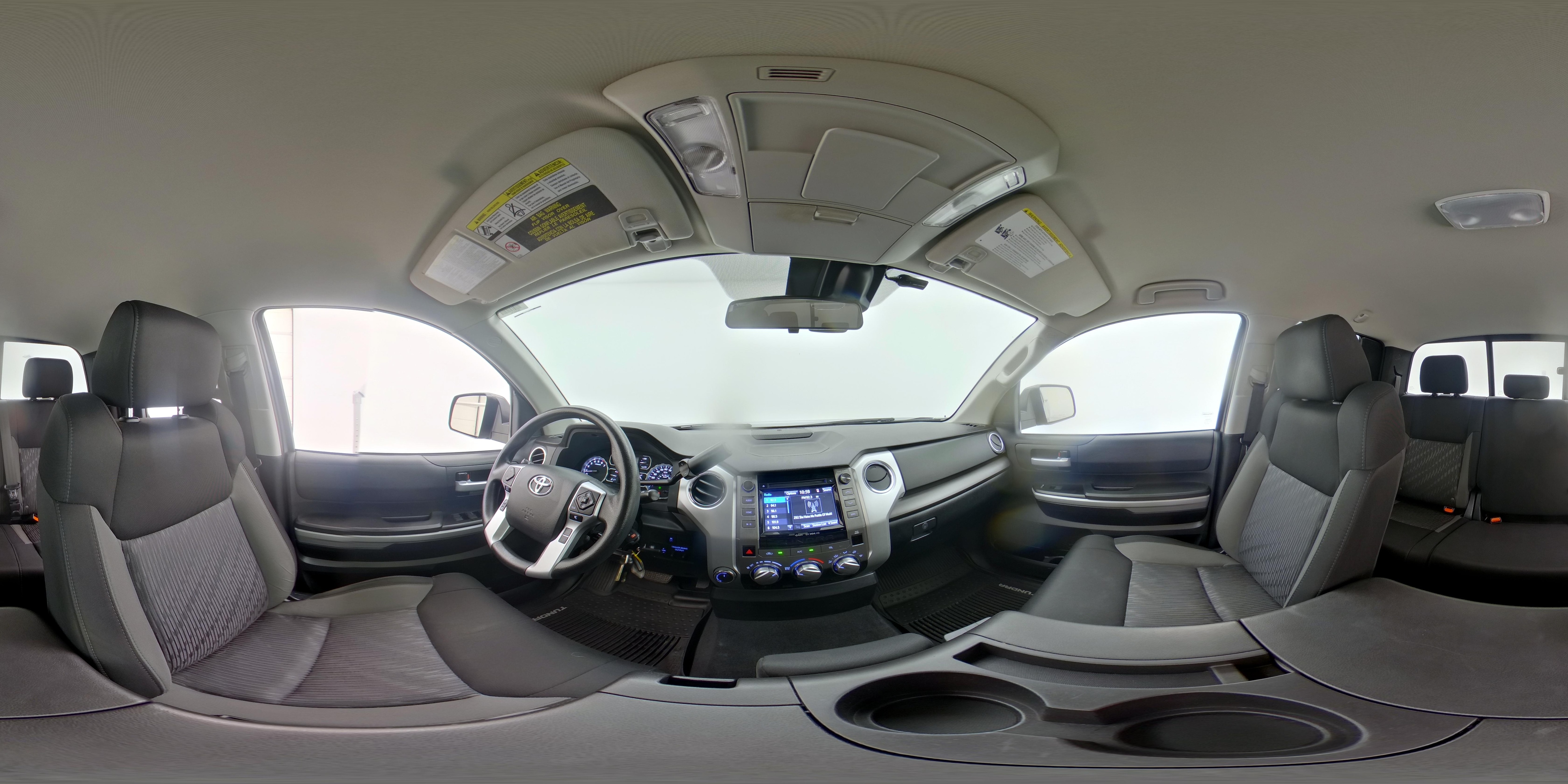 2018 Toyota Tundra SR5 - Photo 24