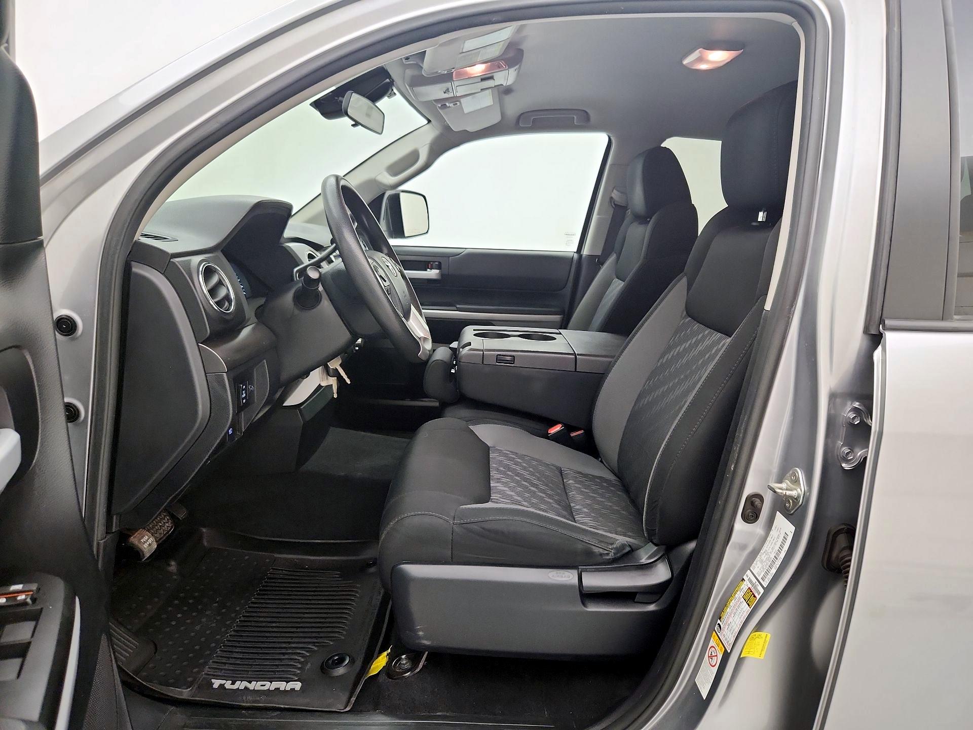 Thumbnail: 2018 Toyota Tundra - 11