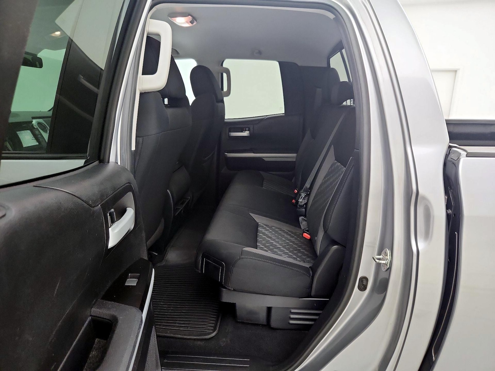 2018 Toyota Tundra SR5 - Photo 20