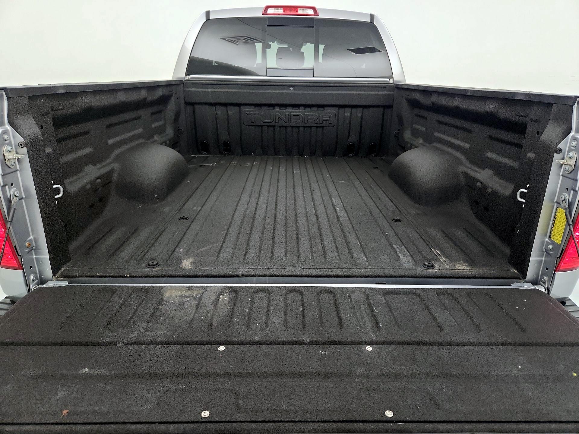 Thumbnail: 2018 Toyota Tundra - 20