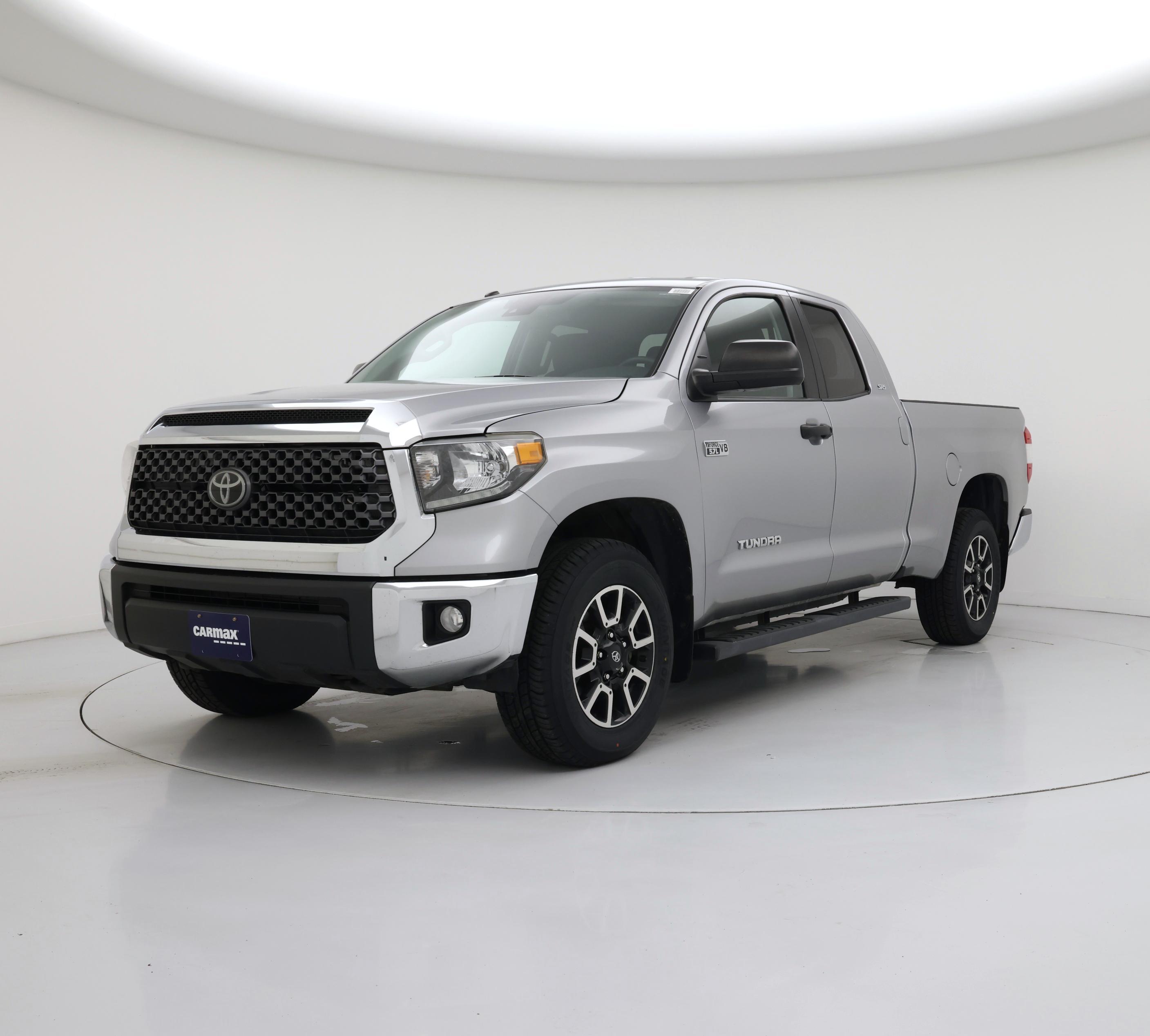 Thumbnail: 2018 Toyota Tundra - 4
