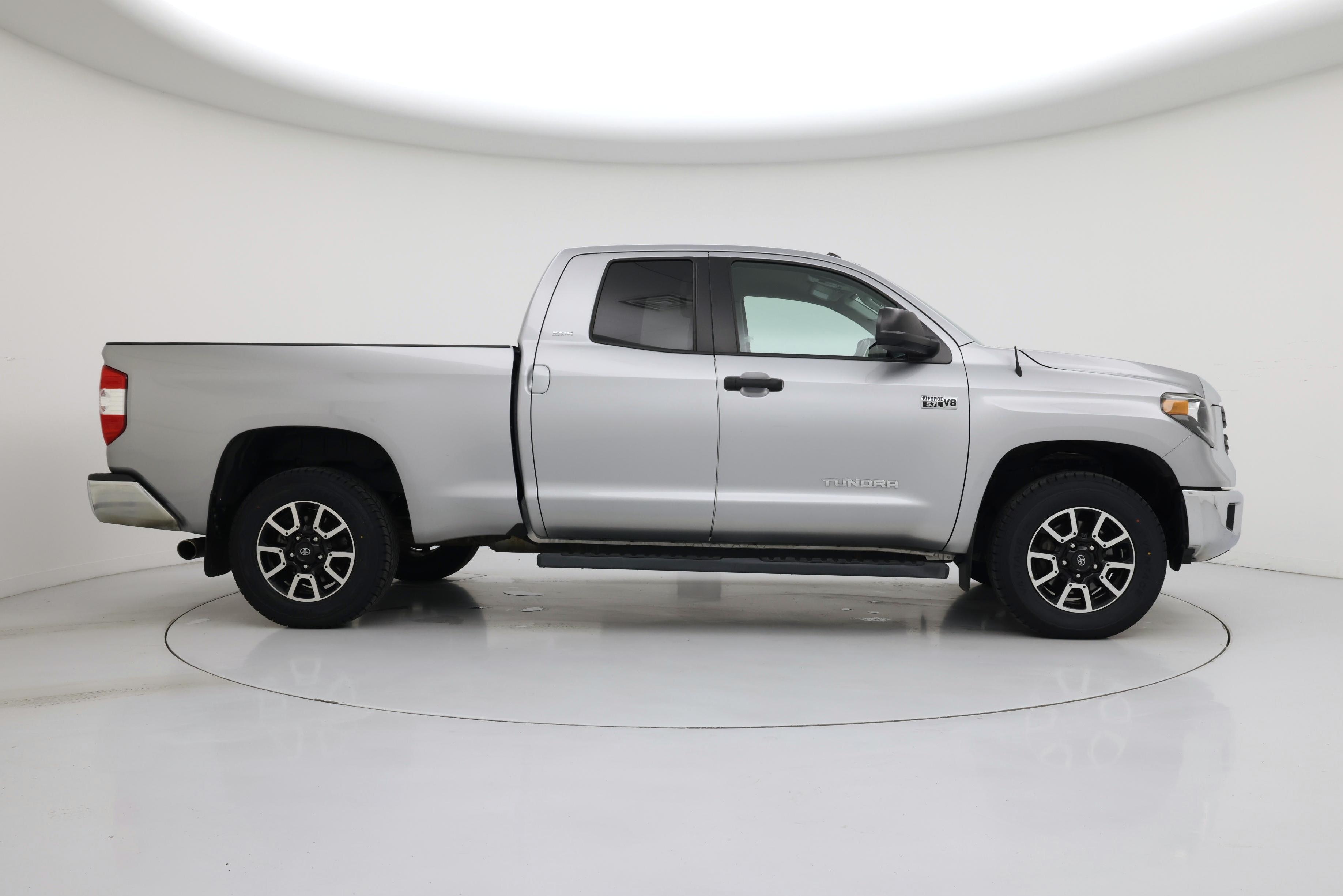 Thumbnail: 2018 Toyota Tundra - 7