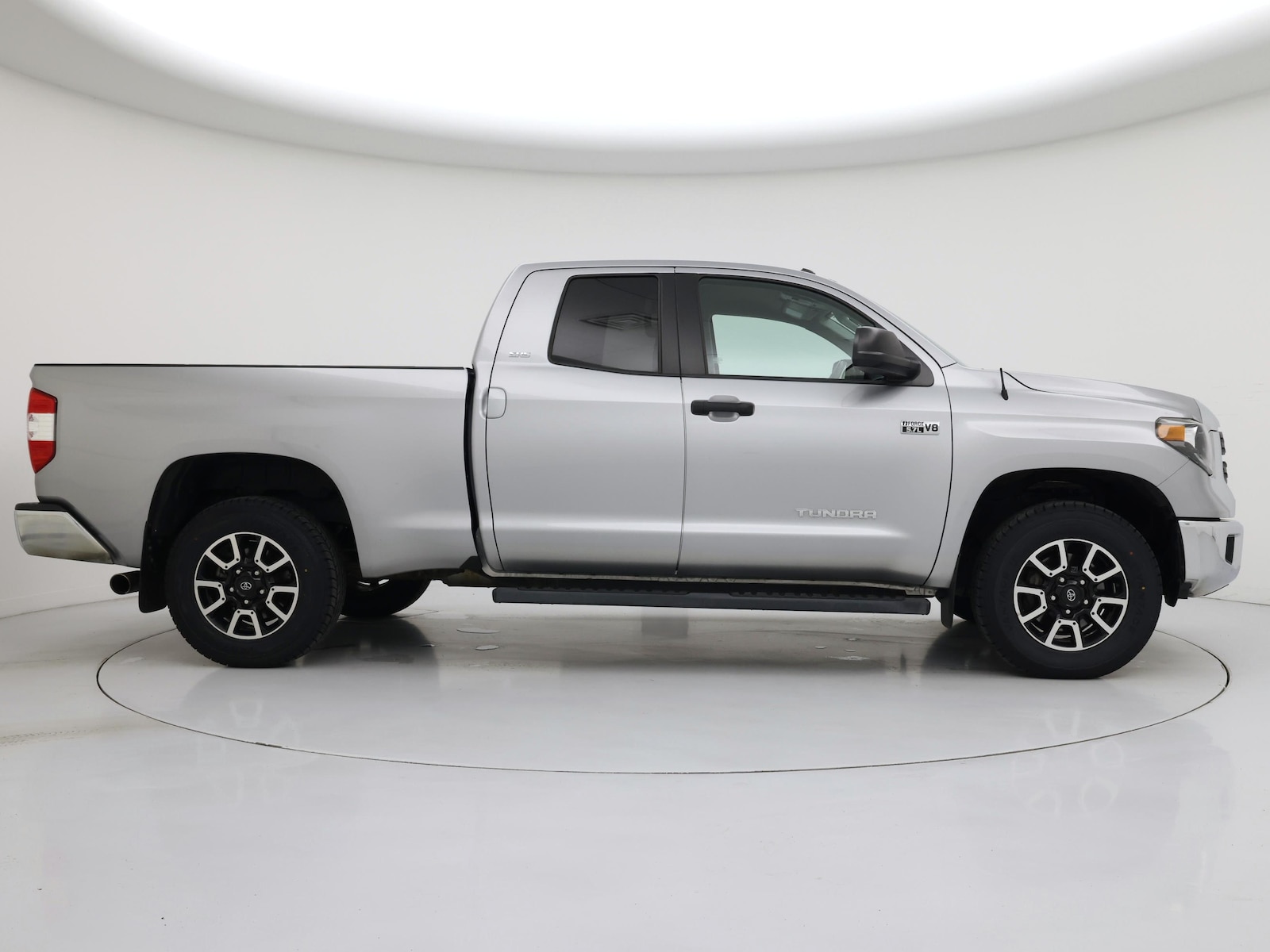 2018 Toyota Tundra SR5 - Photo 8