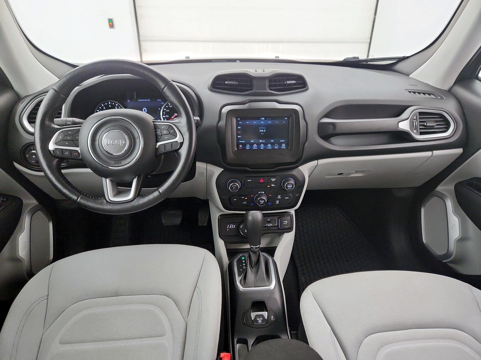 Thumbnail: 2021 Jeep Renegade - 9