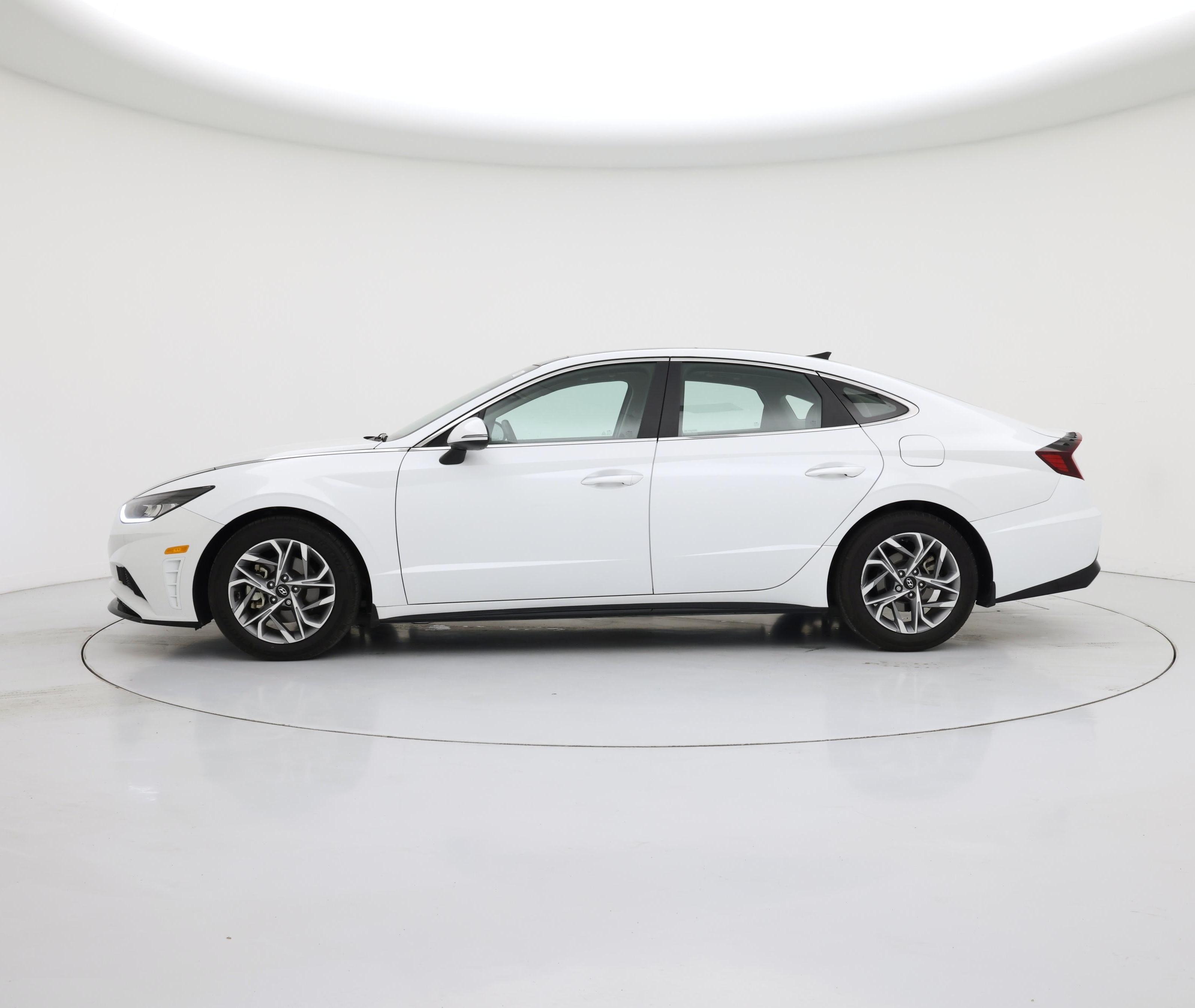 Thumbnail: 2021 Hyundai Sonata - 3