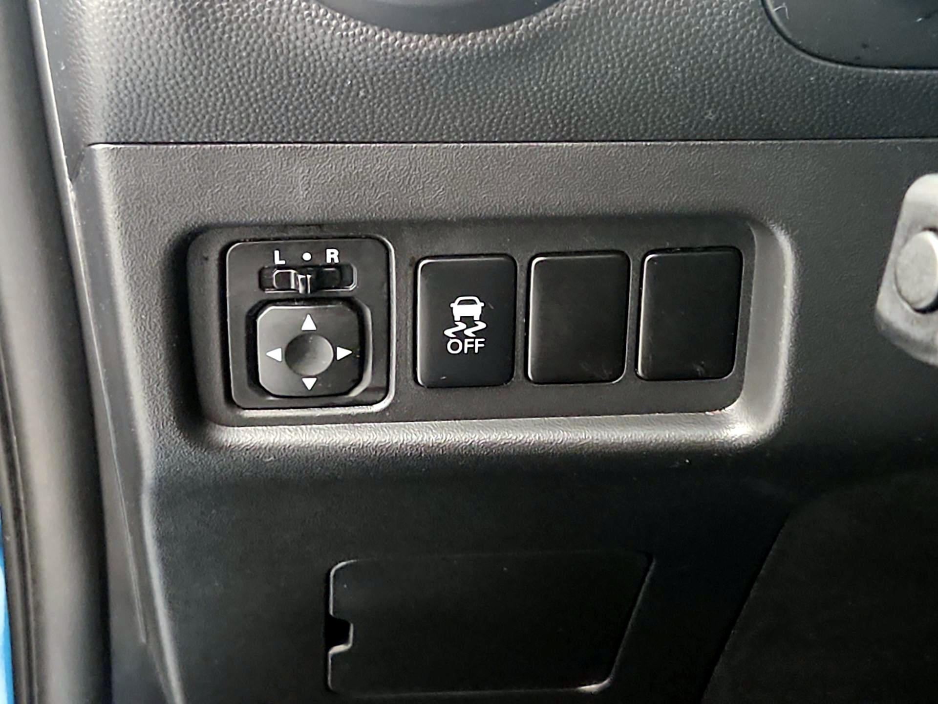 Thumbnail: 2017 Mitsubishi Mirage G4 - 13