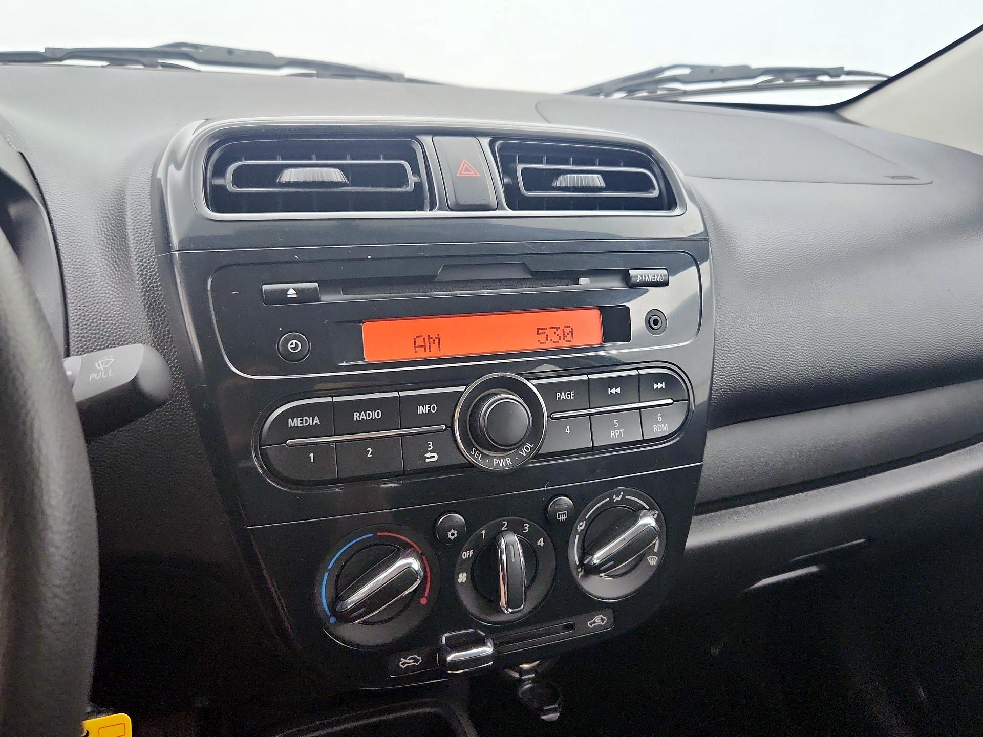 Thumbnail: 2017 Mitsubishi Mirage G4 - 14