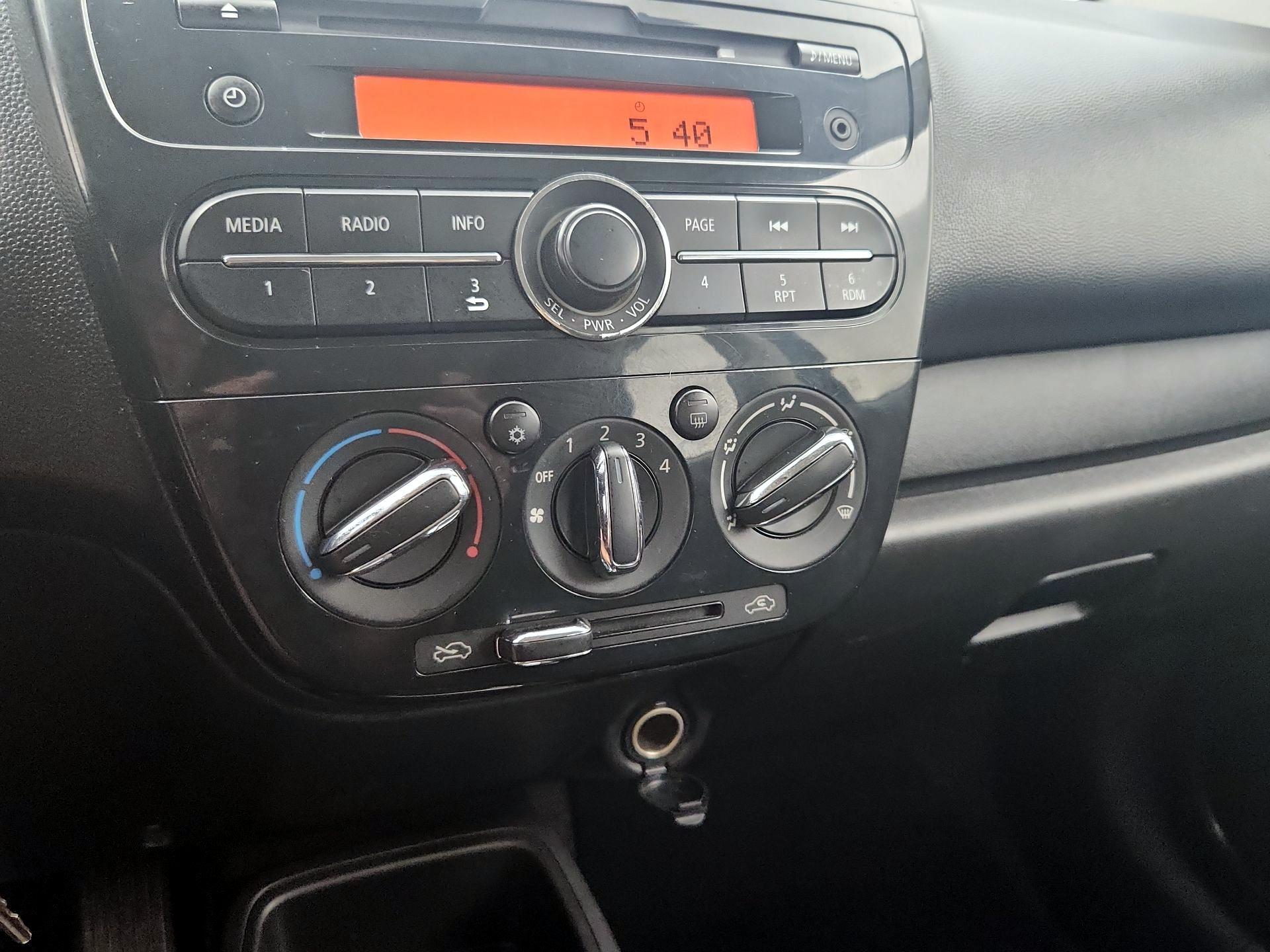 Thumbnail: 2017 Mitsubishi Mirage G4 - 15