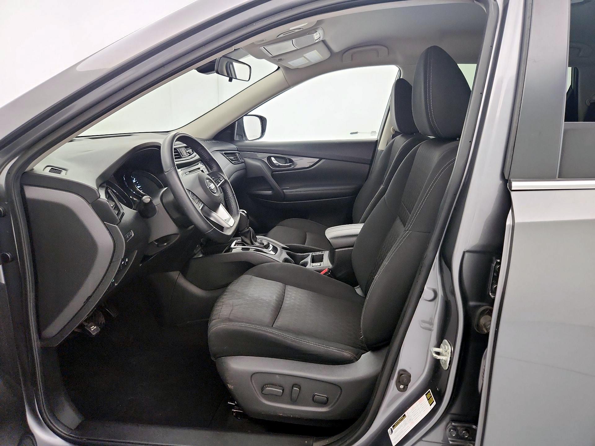 Thumbnail: 2019 Nissan Rogue - 11