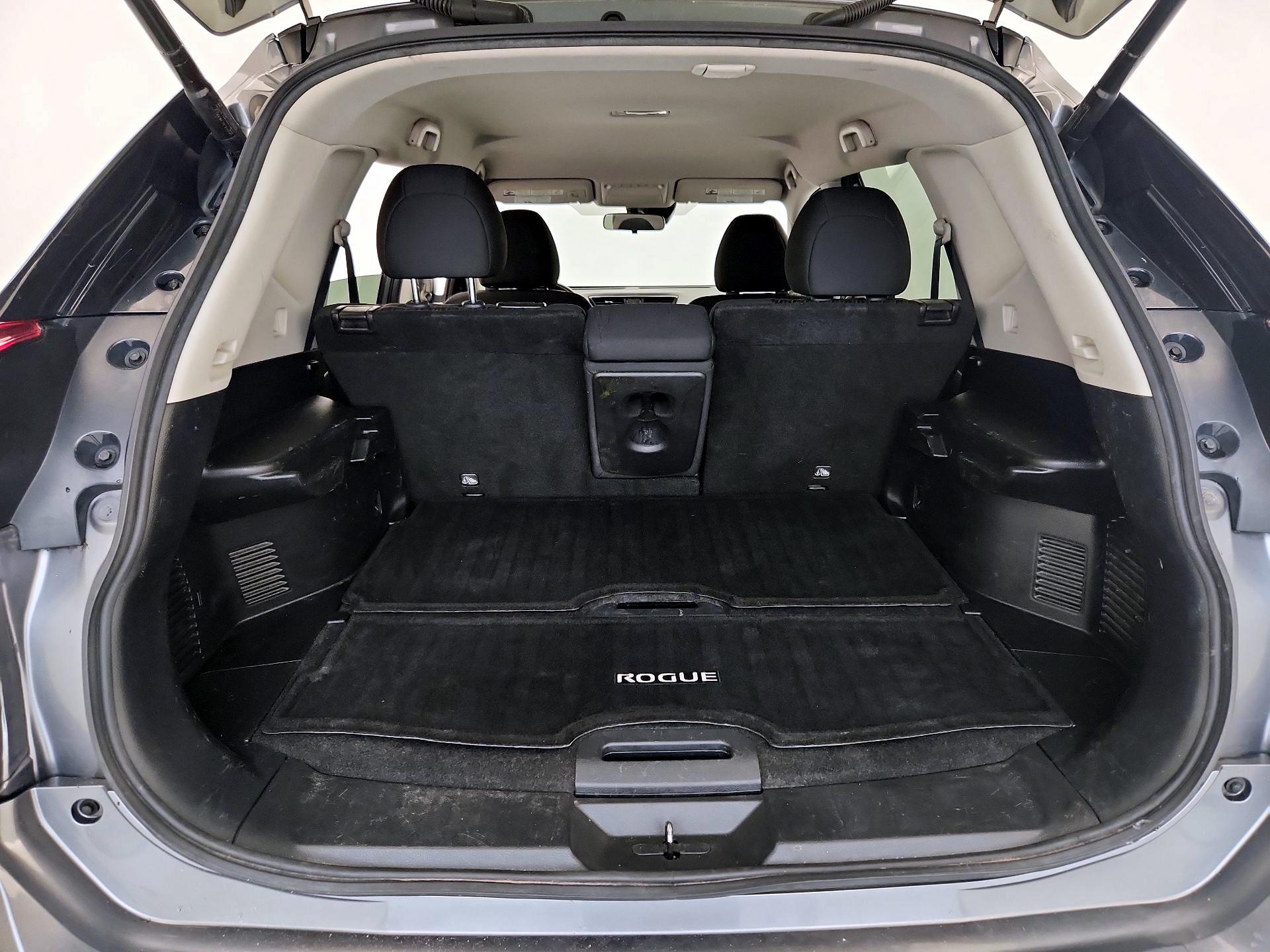 Thumbnail: 2019 Nissan Rogue - 20