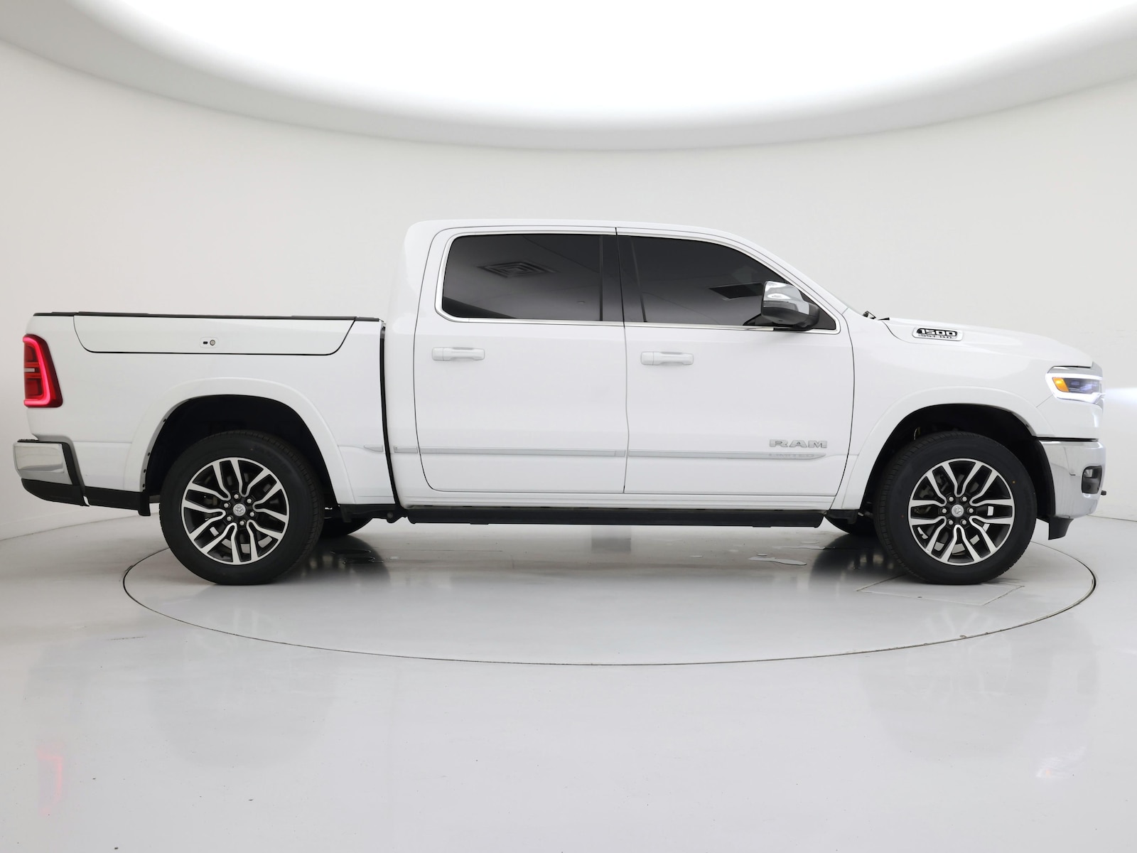 2025 RAM Ram 1500 Pickup Limited - Photo 8