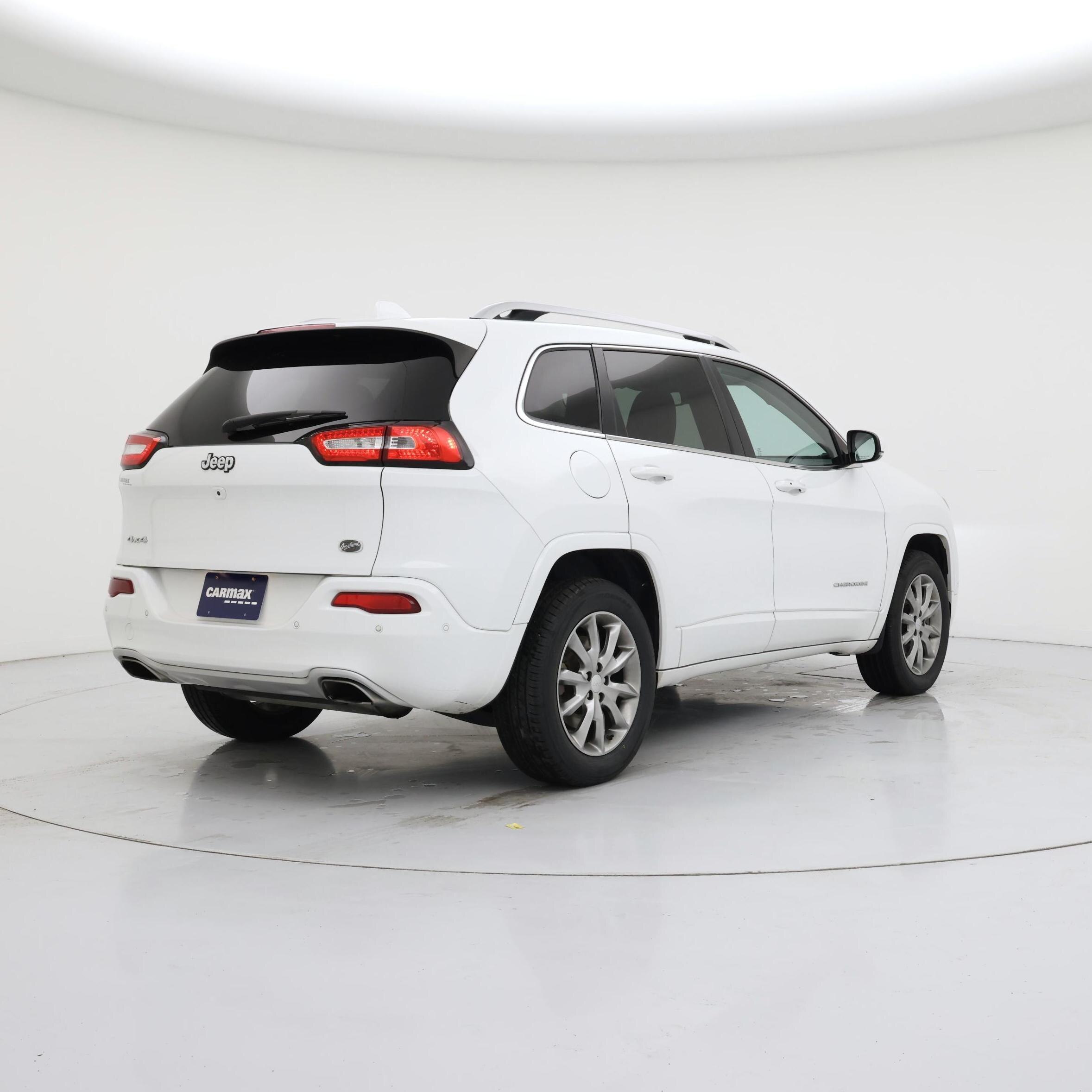 Thumbnail: 2017 Jeep Cherokee - 8