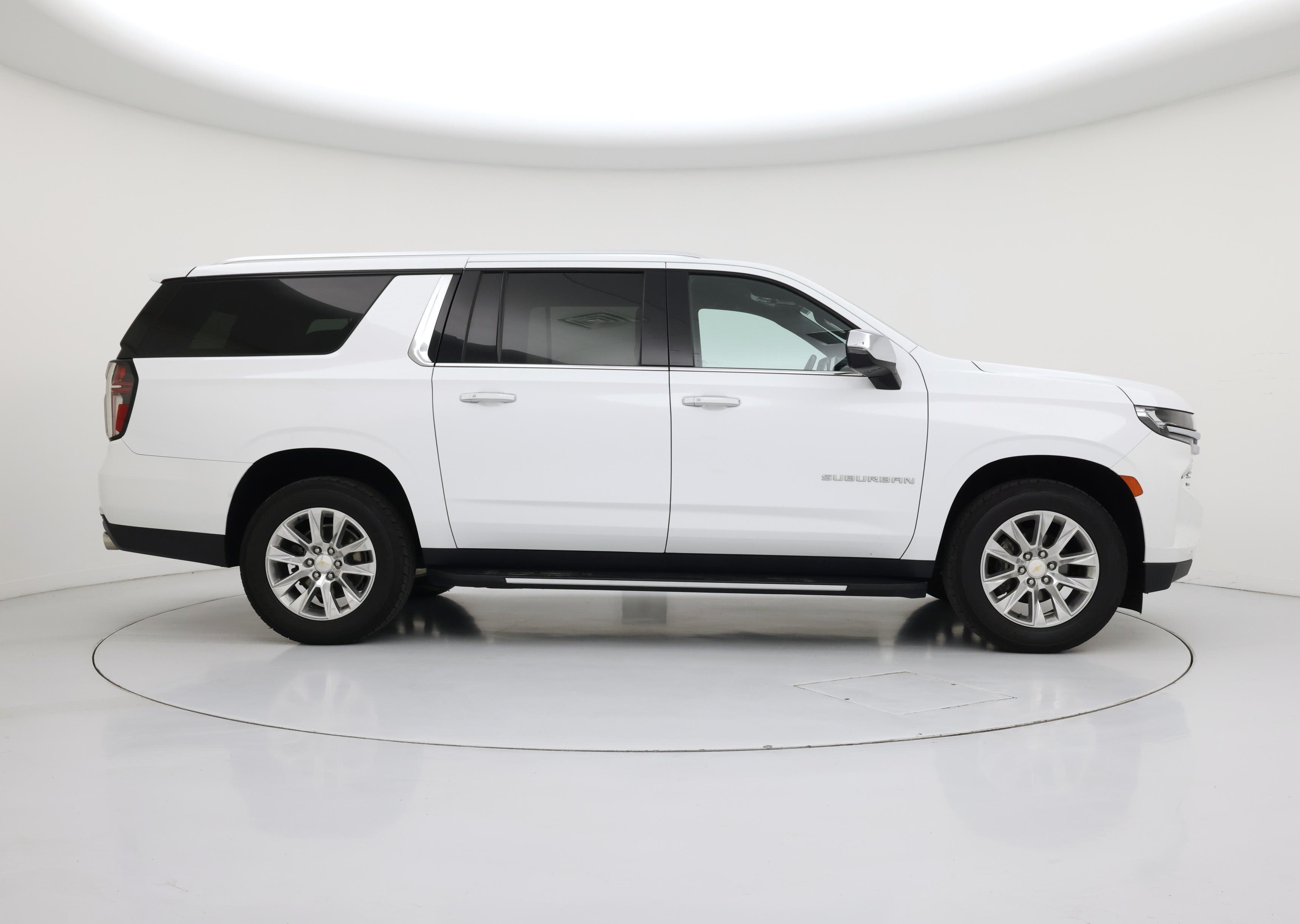 Thumbnail: 2023 Chevrolet Suburban - 7
