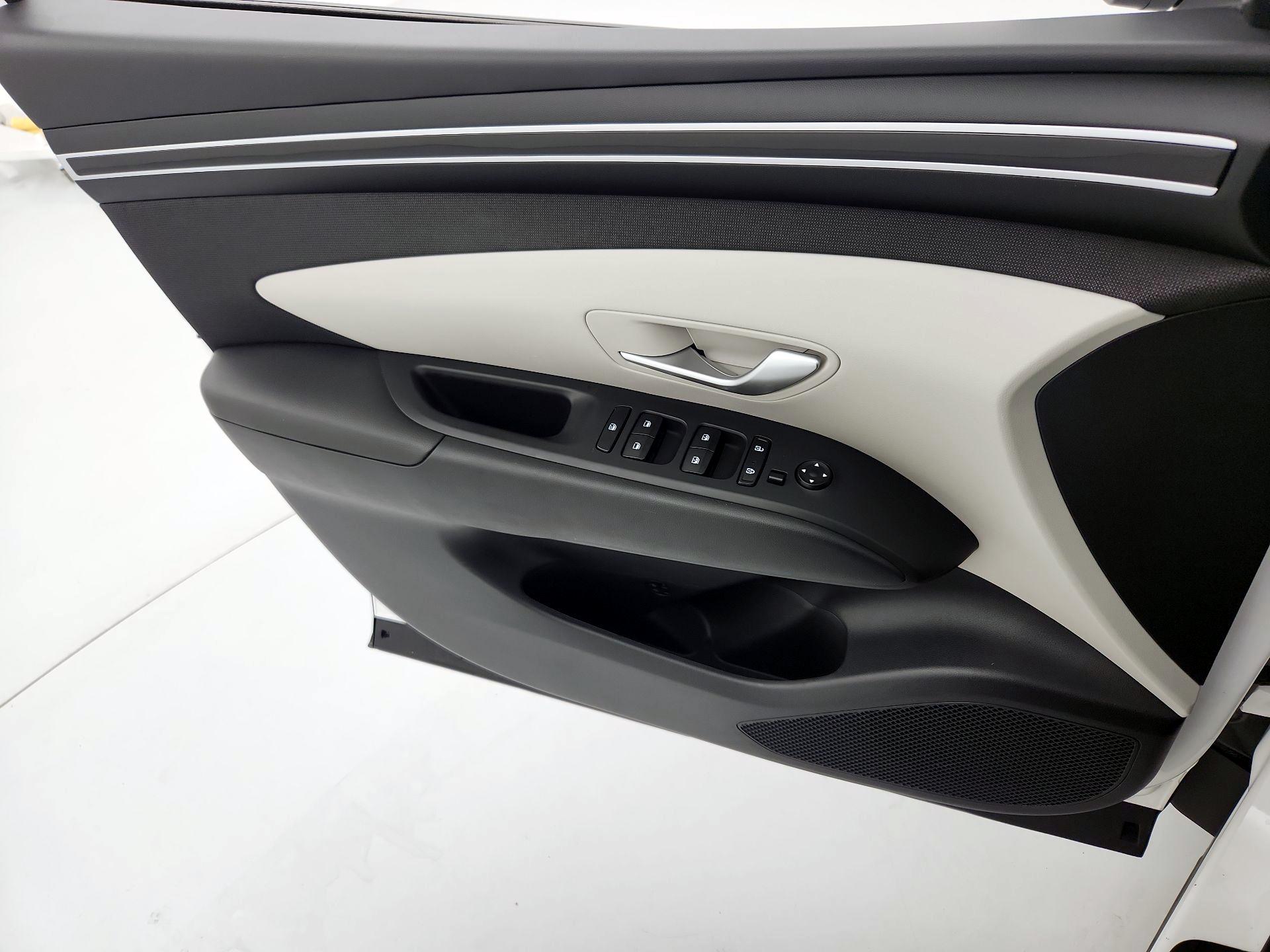 Thumbnail: 2024 Hyundai Tucson - 12