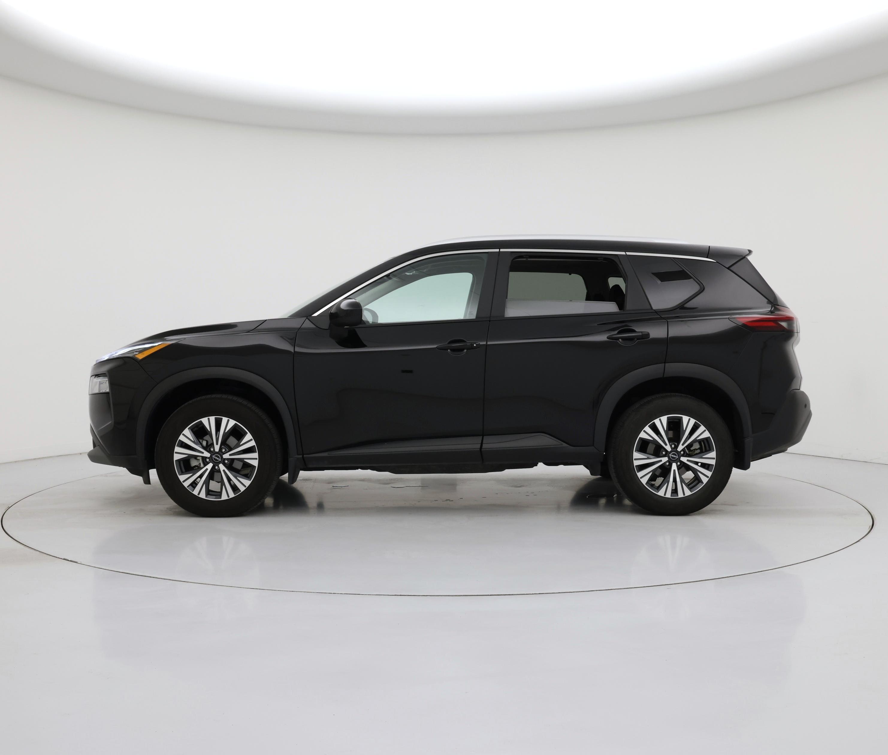 Thumbnail: 2023 Nissan Rogue - 3
