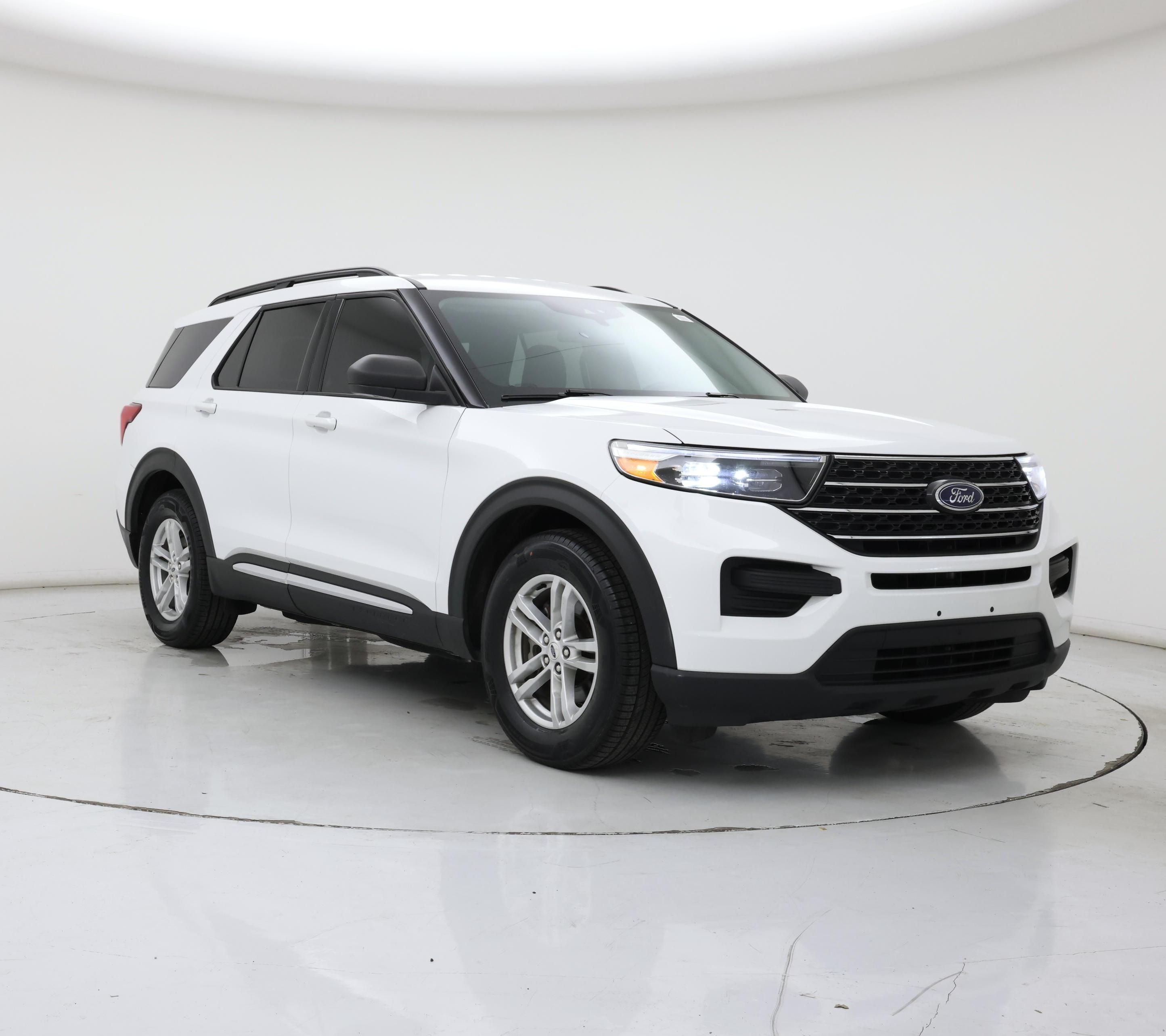 White 2022 Ford Explorer SUV / Crossover Rear-Wheel Drive Automatic