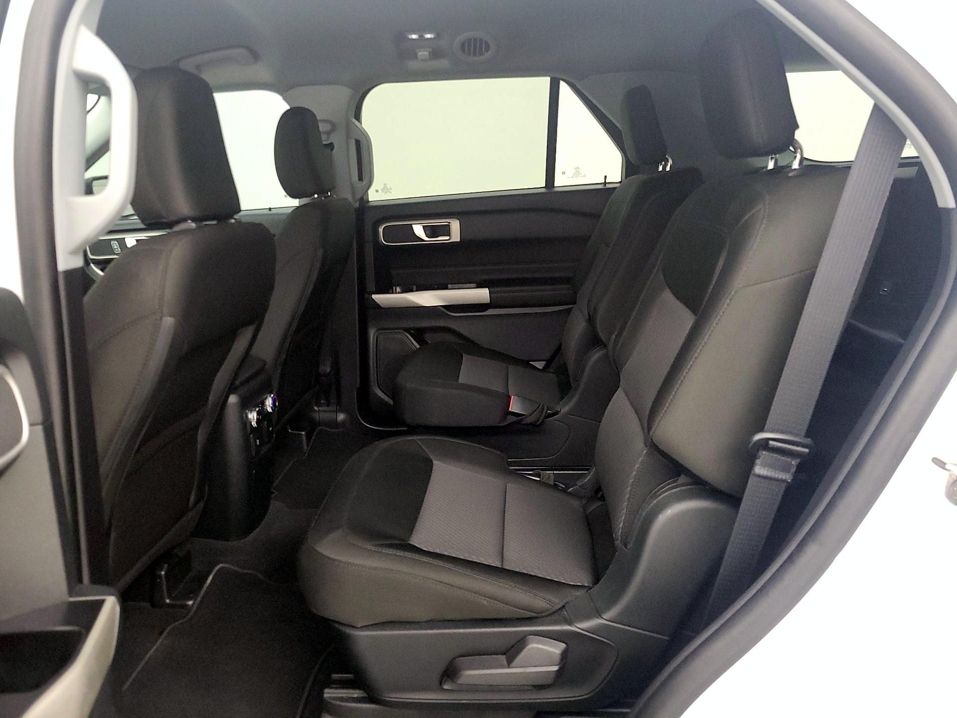 Thumbnail: 2022 Ford Explorer - 19