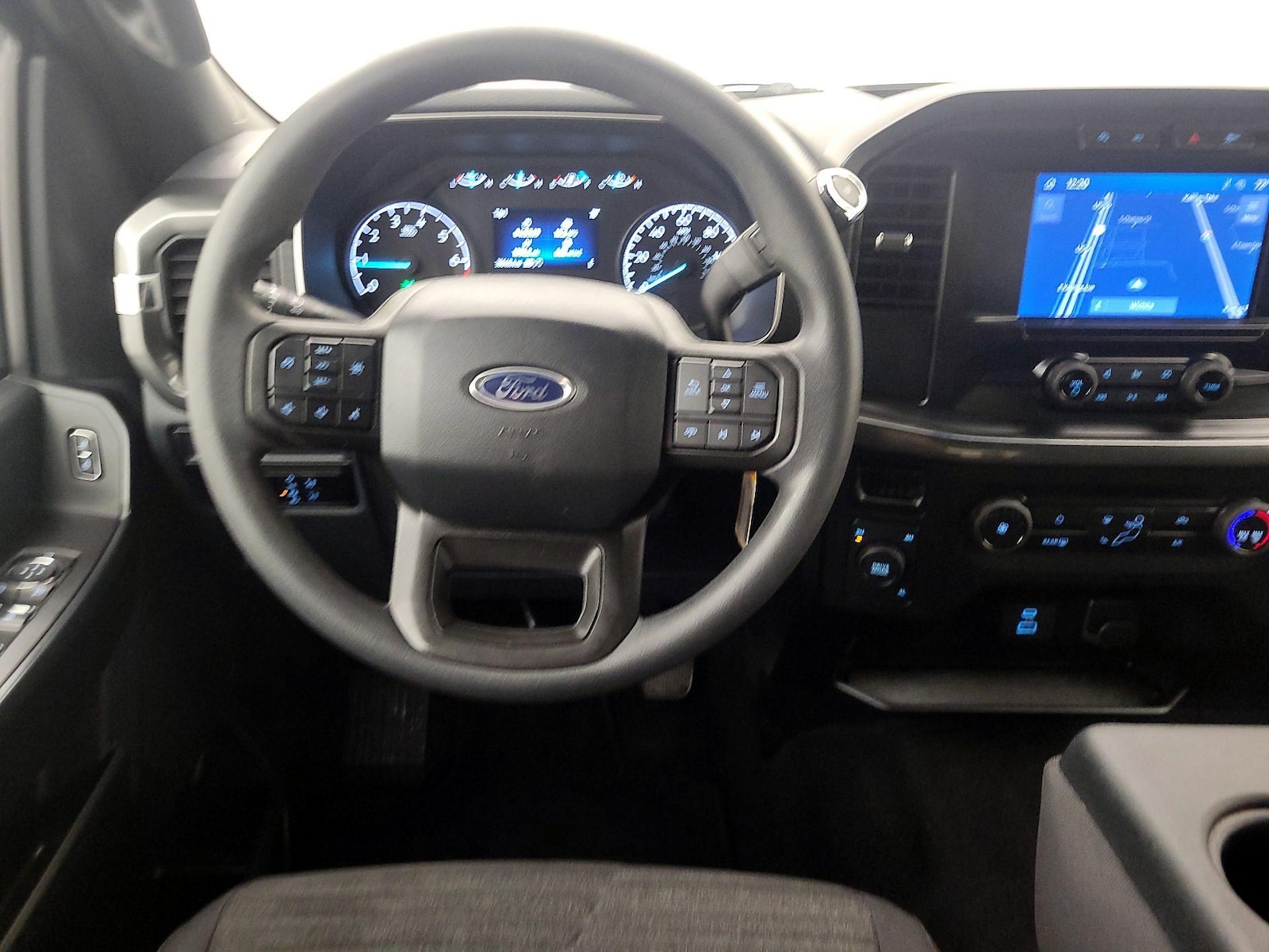 2023 Ford F-150 XL - Photo 11