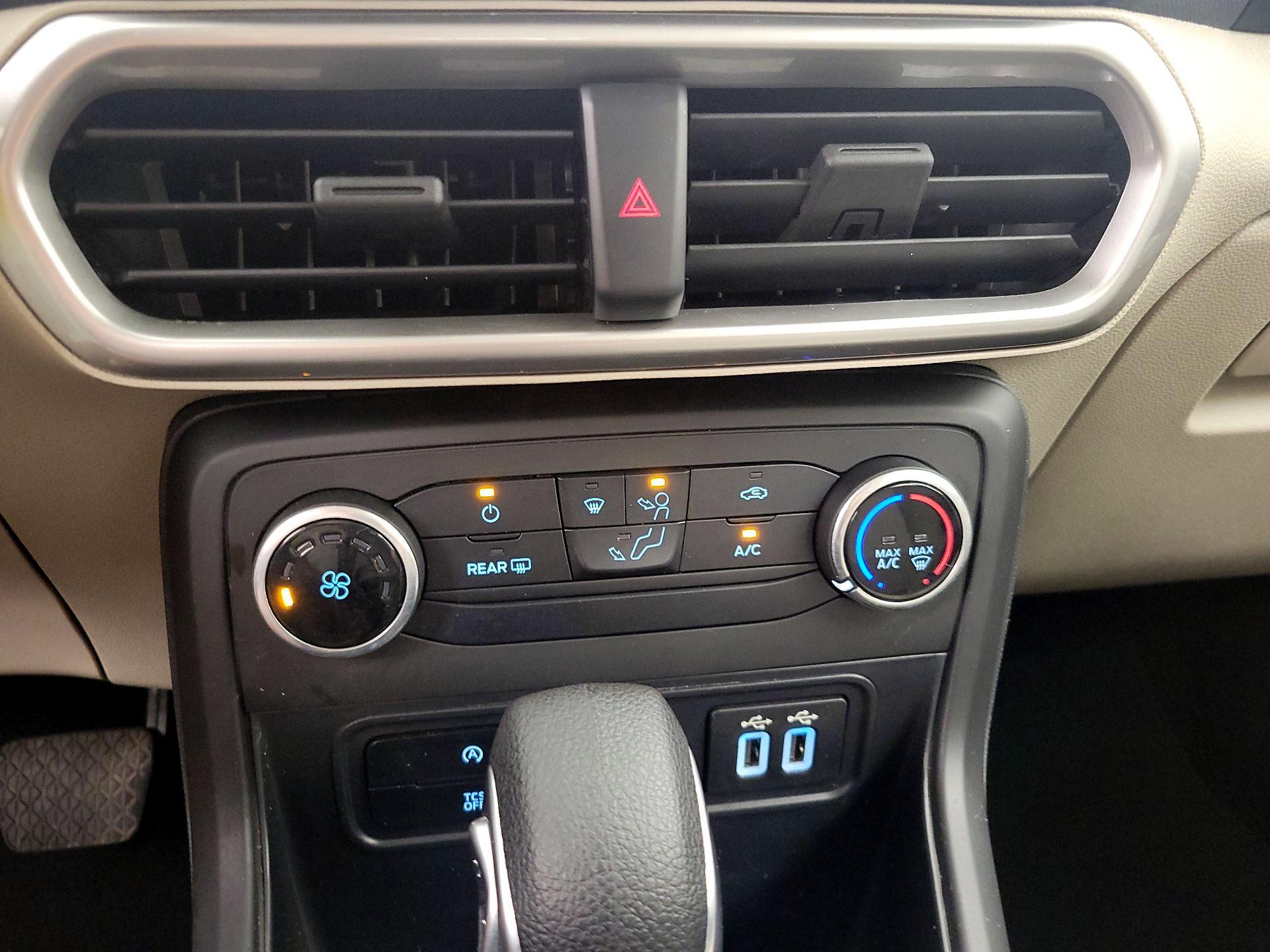 Thumbnail: 2021 Ford EcoSport - 16