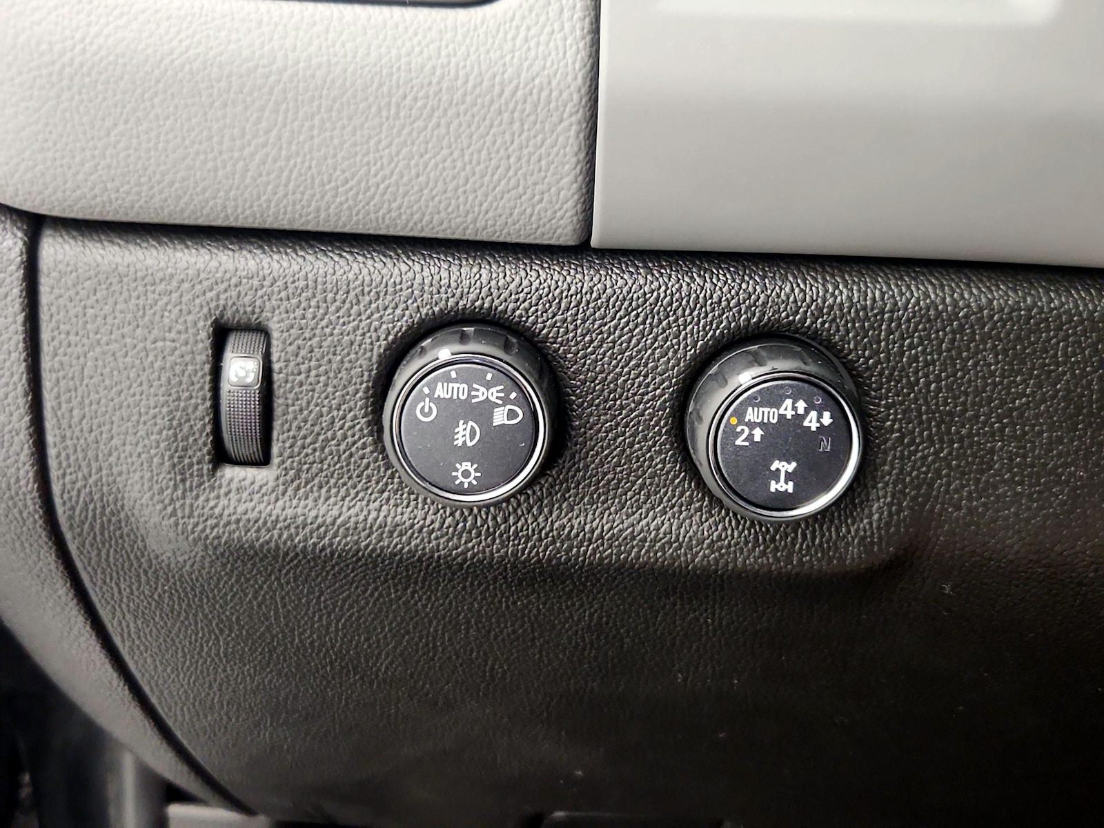 2017 Chevrolet Colorado LT - Photo 14