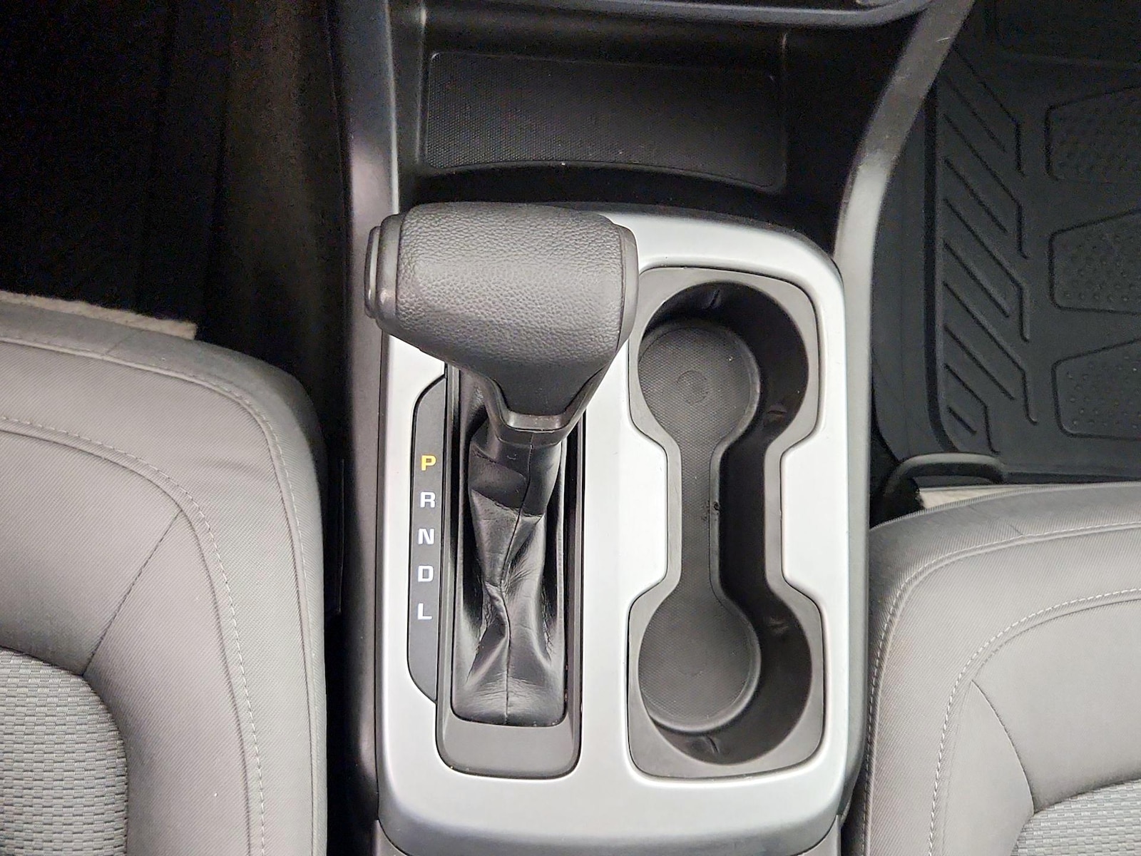 2017 Chevrolet Colorado LT - Photo 19