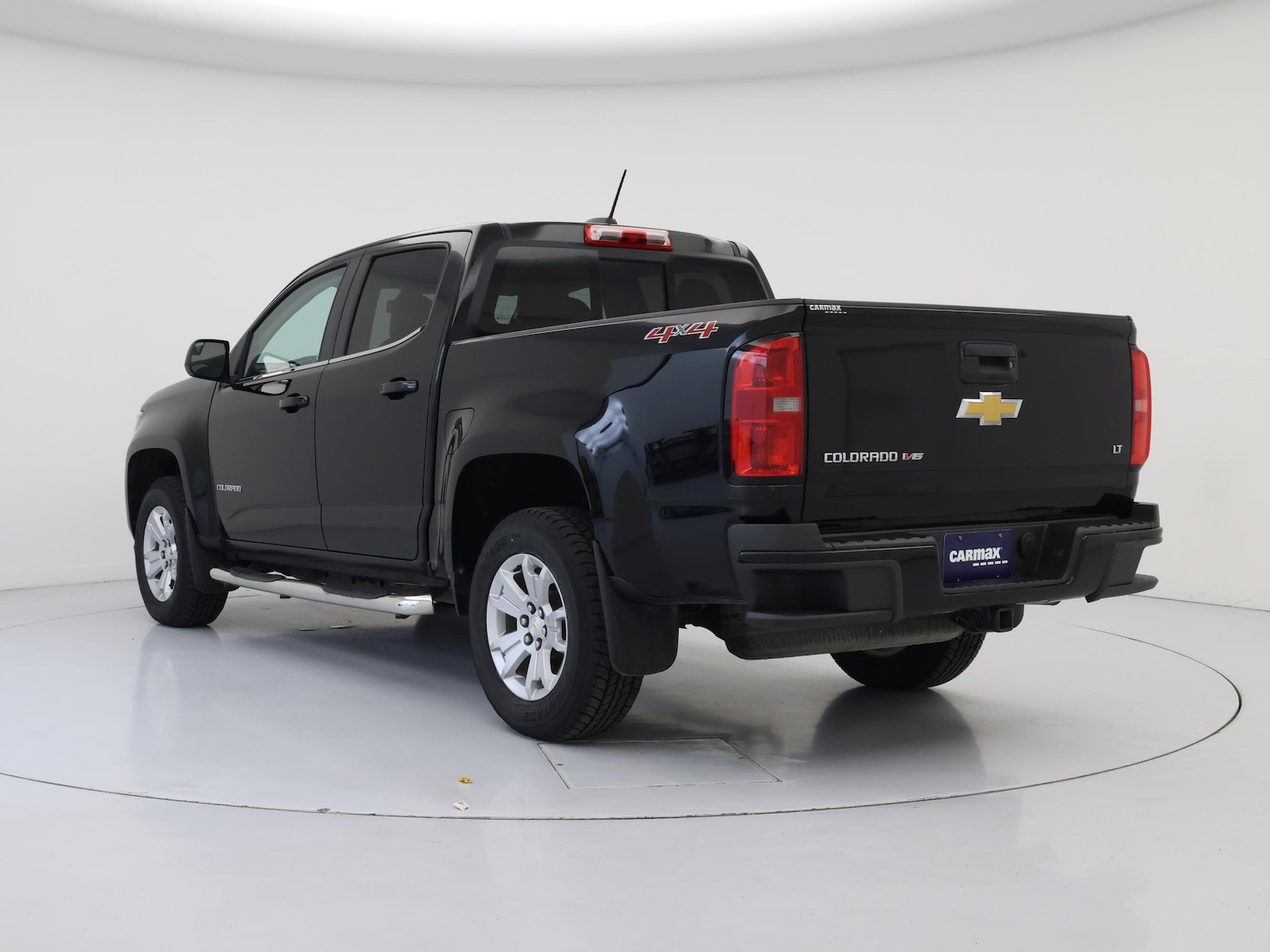 2017 Chevrolet Colorado LT - Photo 3
