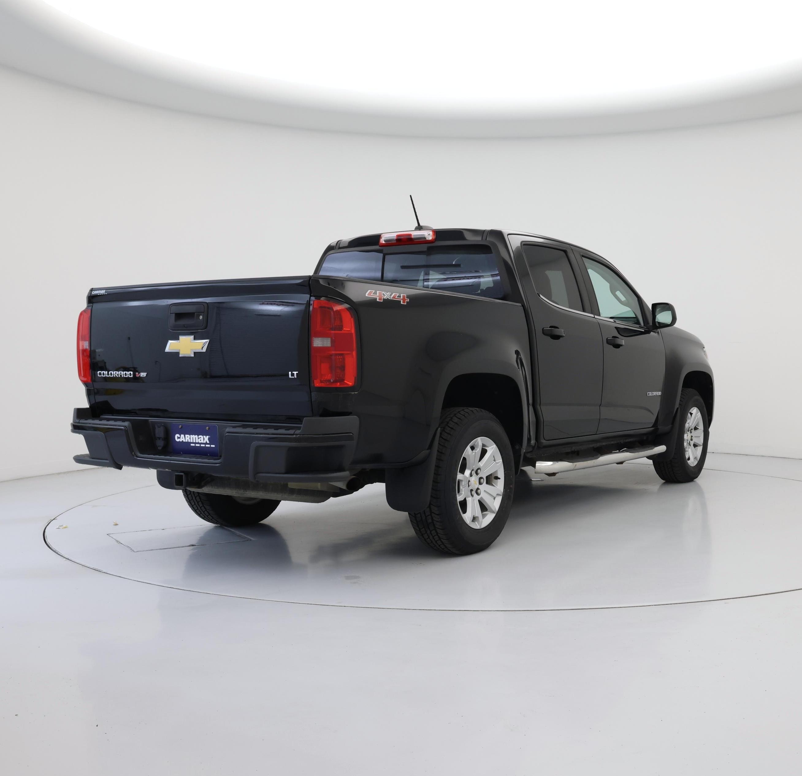 Thumbnail: 2017 Chevrolet Colorado - 8