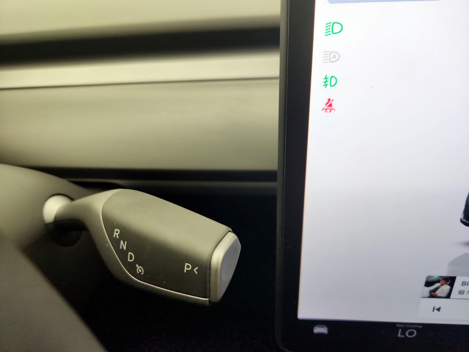 Thumbnail: 2025 Tesla Model Y - 17