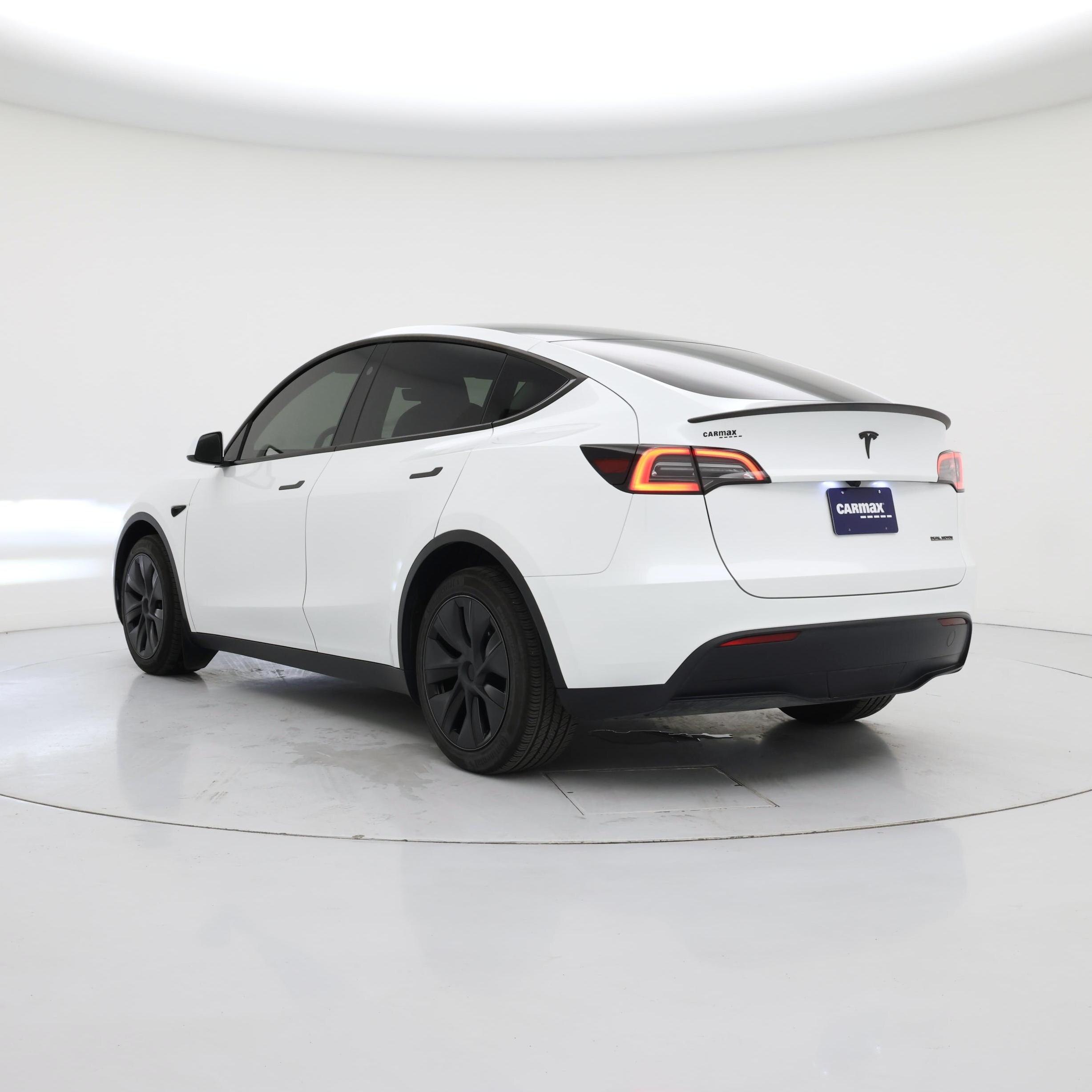 Thumbnail: 2025 Tesla Model Y - 2
