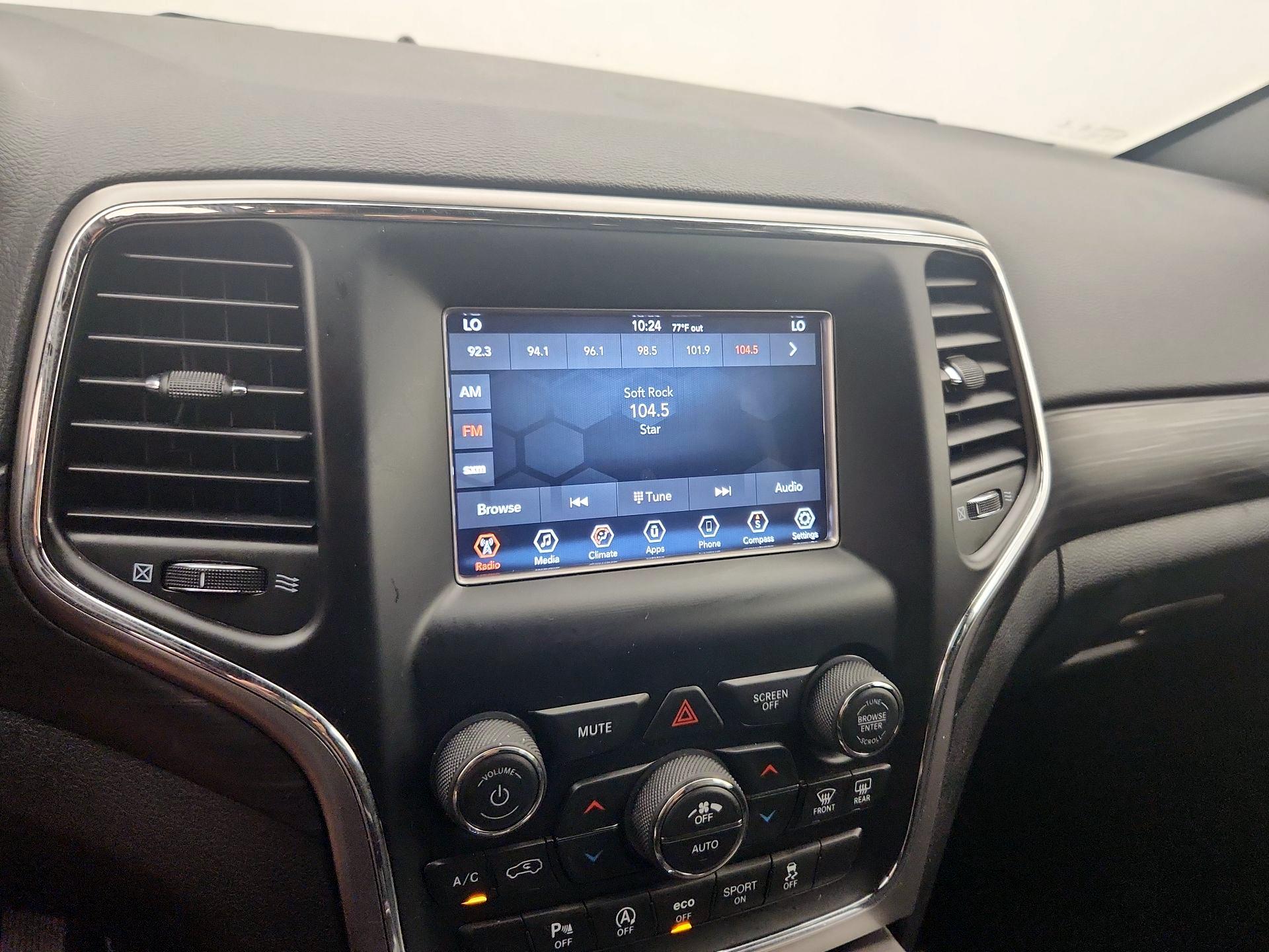 Thumbnail: 2020 Jeep Grand Cherokee - 15