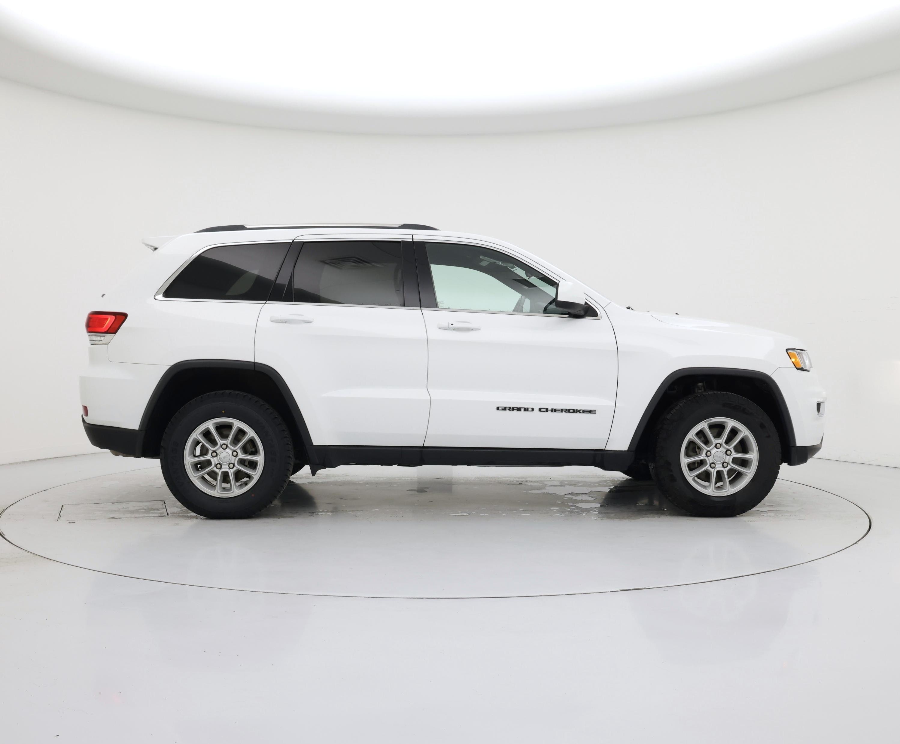 Thumbnail: 2020 Jeep Grand Cherokee - 7