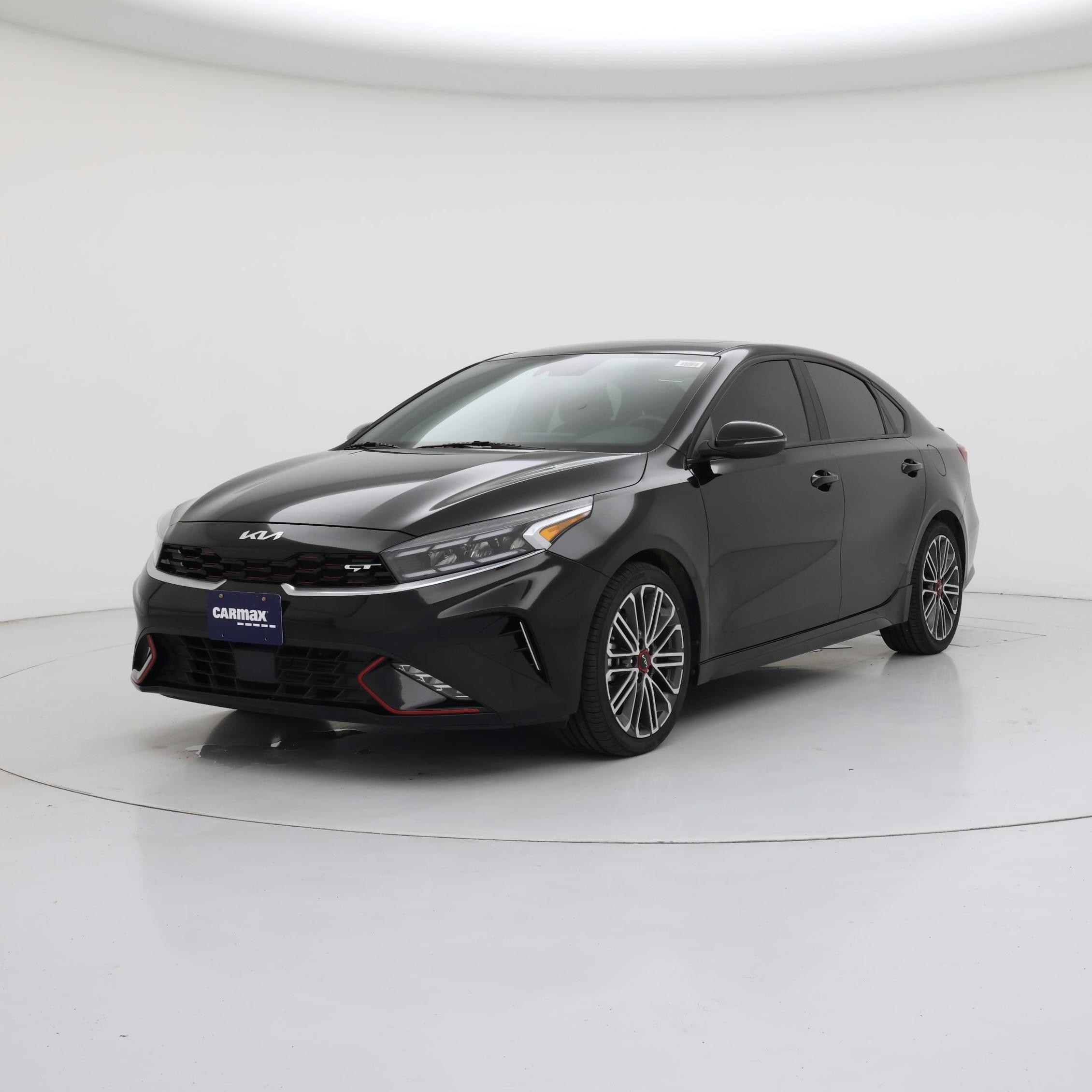 Thumbnail: 2022 Kia Forte - 4
