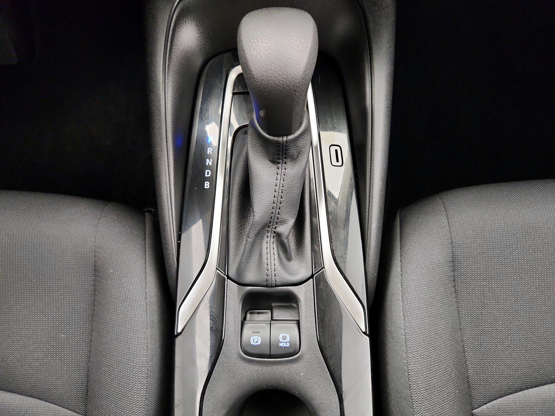 Thumbnail: 2021 Toyota Corolla - 17