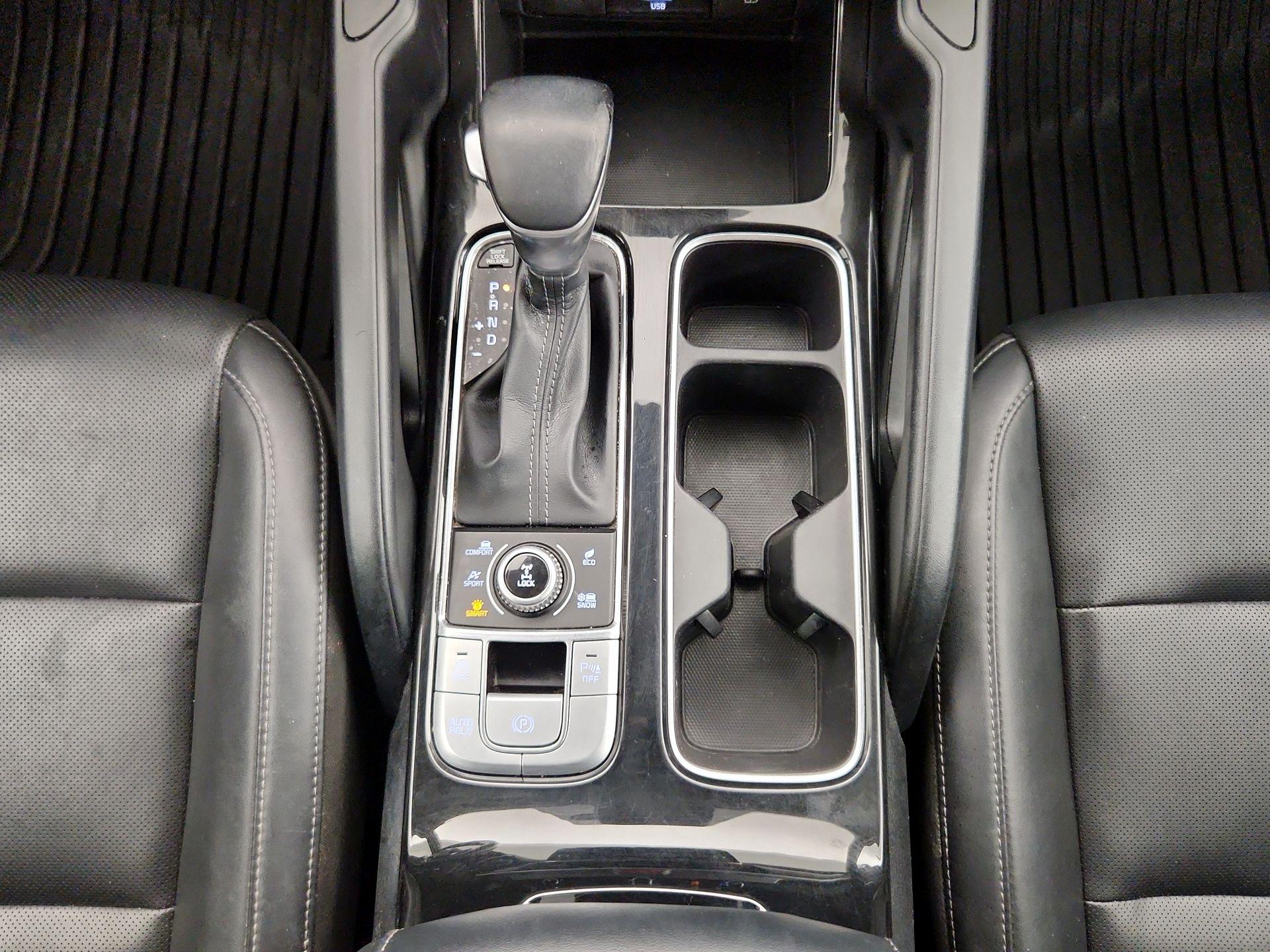 Thumbnail: 2021 Kia Telluride - 17