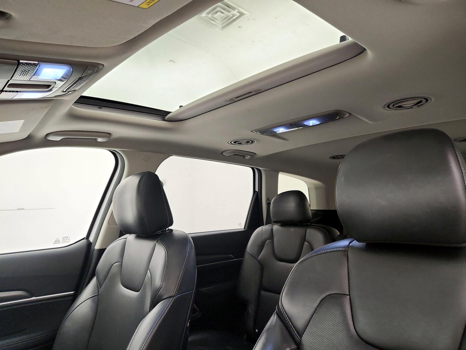 Thumbnail: 2021 Kia Telluride - 19