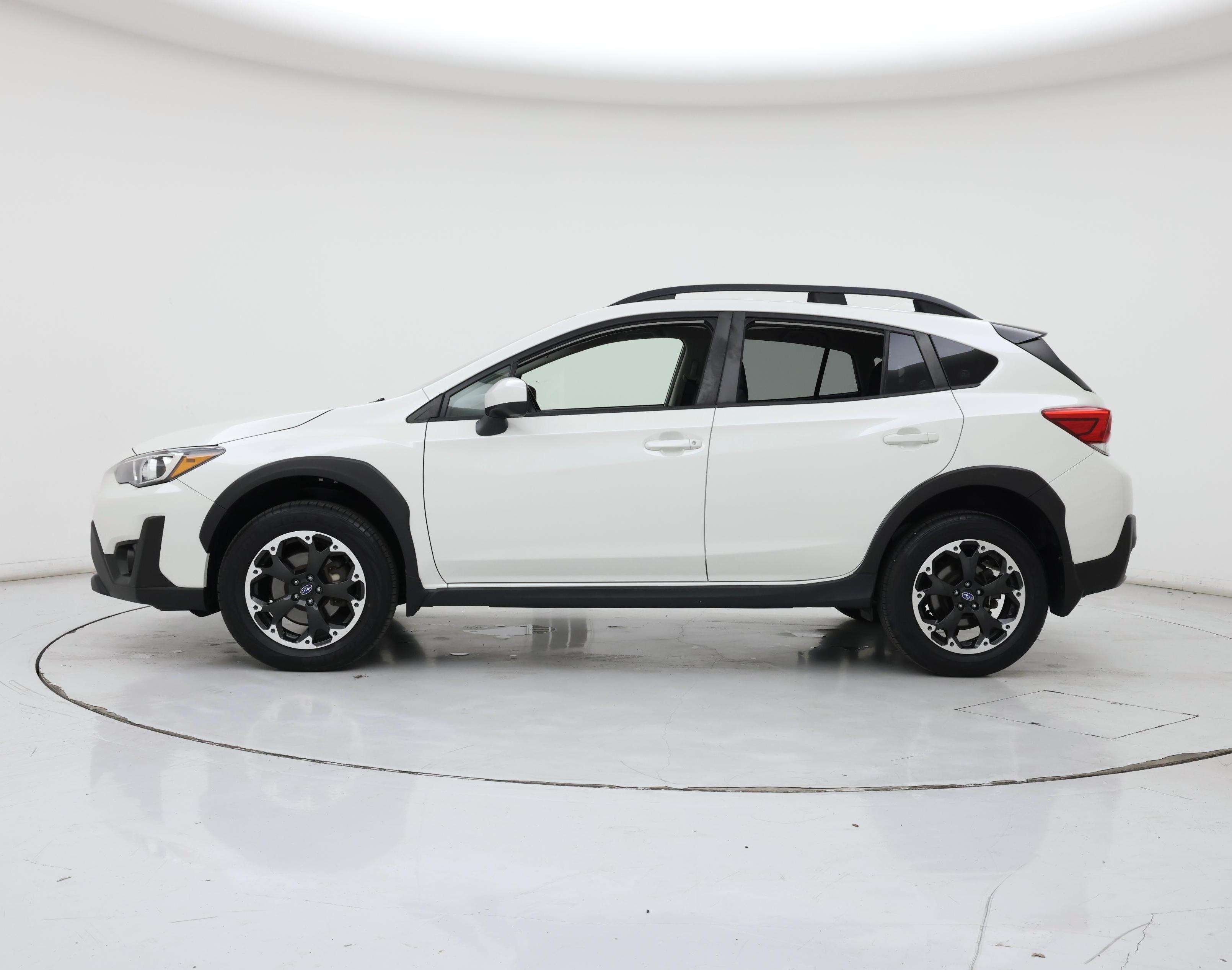 Thumbnail: 2022 Subaru Crosstrek - 3