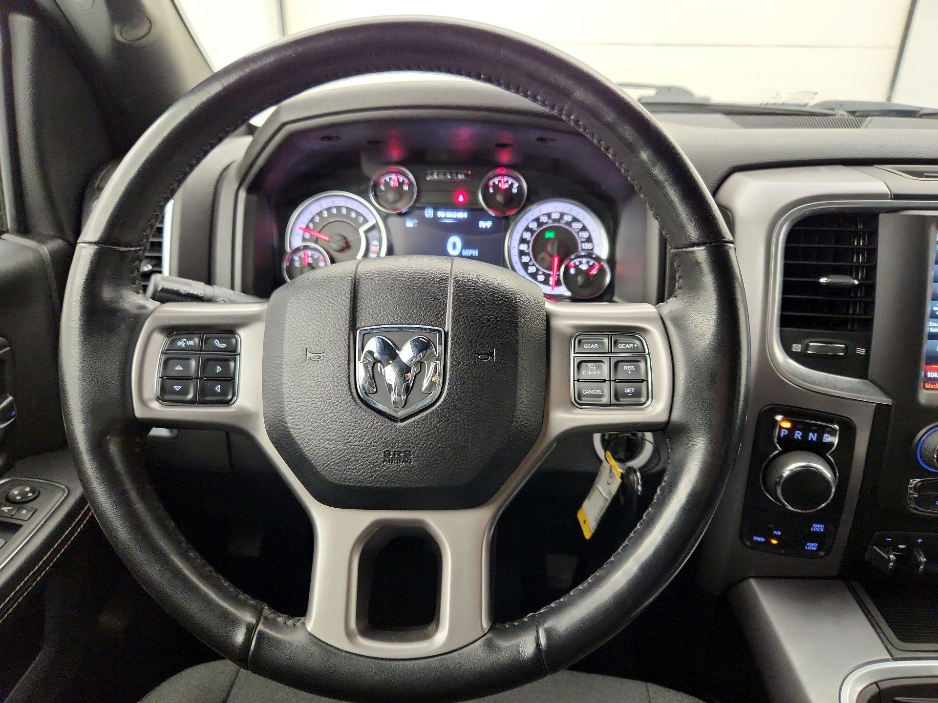Thumbnail: 2021 RAM 1500 Classic - 10