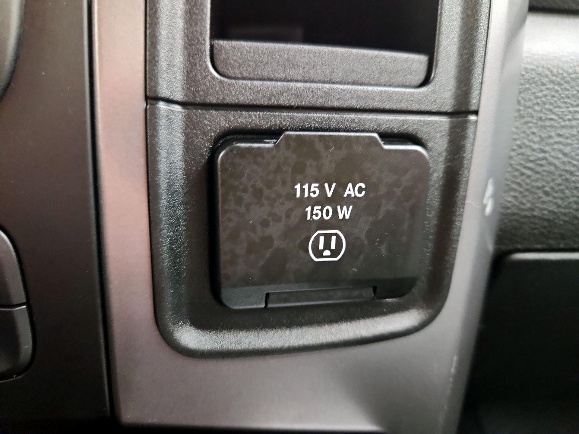 Thumbnail: 2021 RAM 1500 Classic - 19