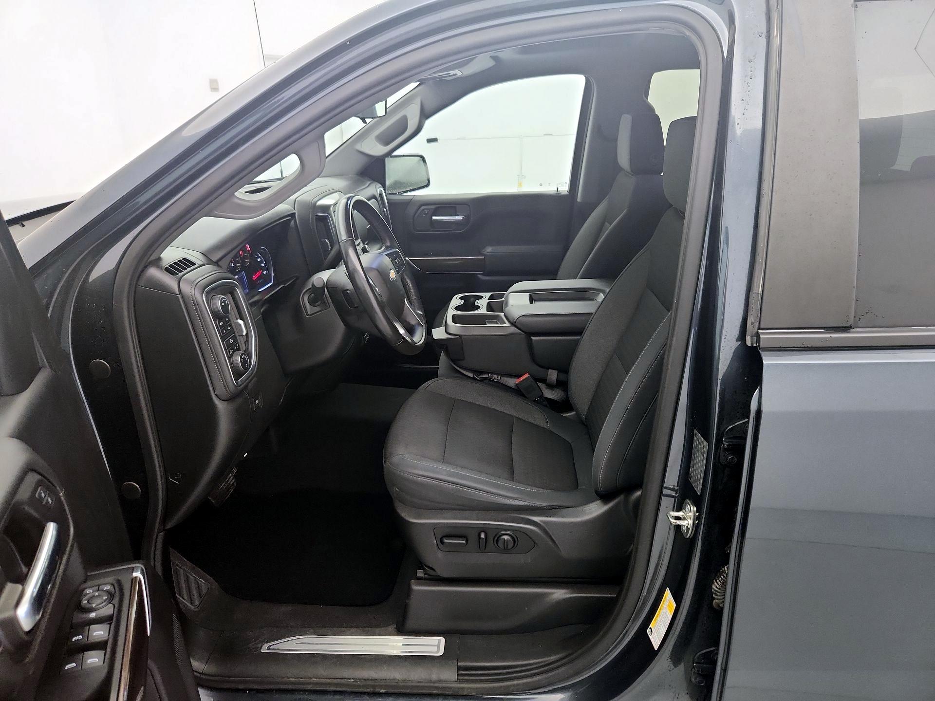 Thumbnail: 2019 Chevrolet Silverado 1500 - 11