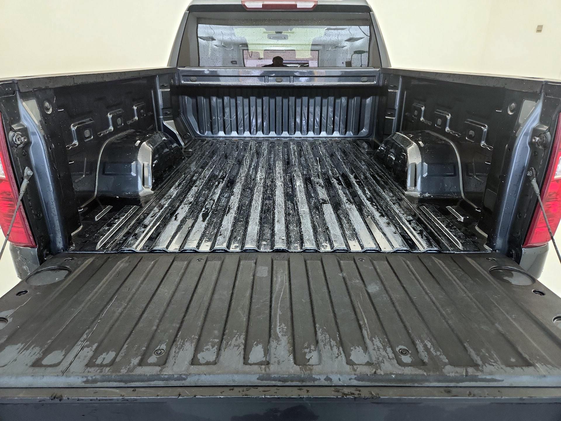 Thumbnail: 2019 Chevrolet Silverado 1500 - 20
