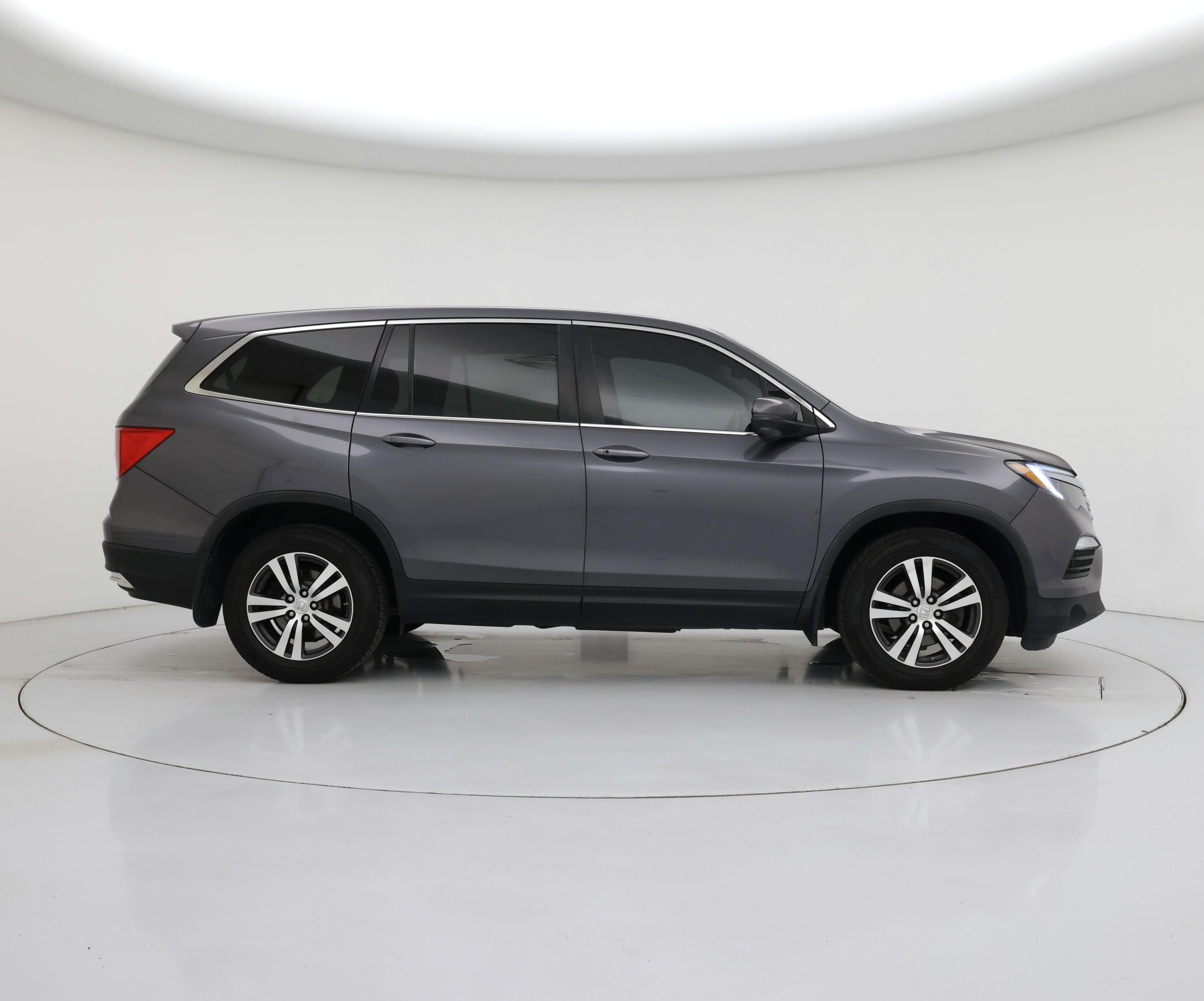 Thumbnail: 2016 Honda Pilot - 7