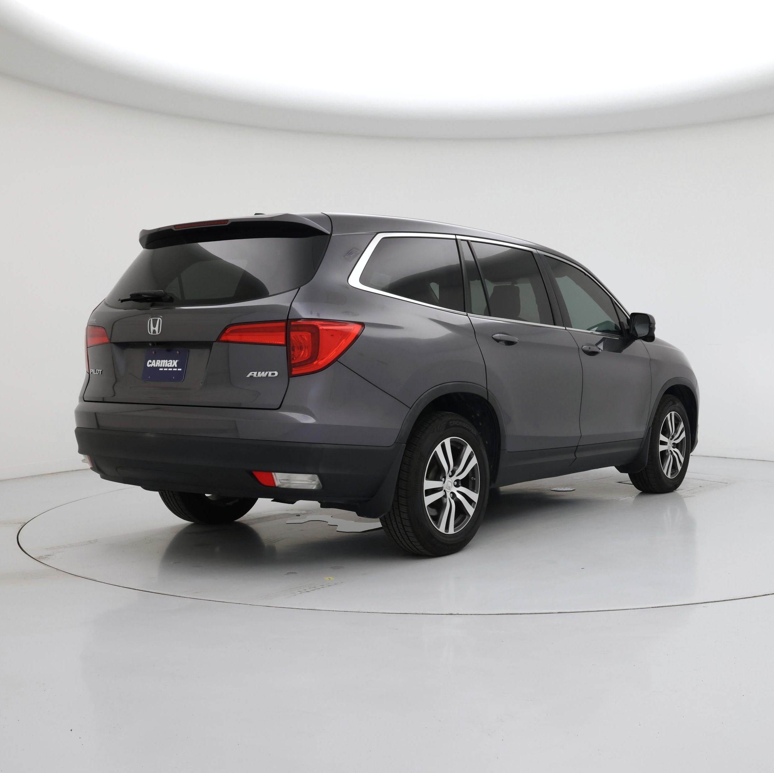Thumbnail: 2016 Honda Pilot - 8