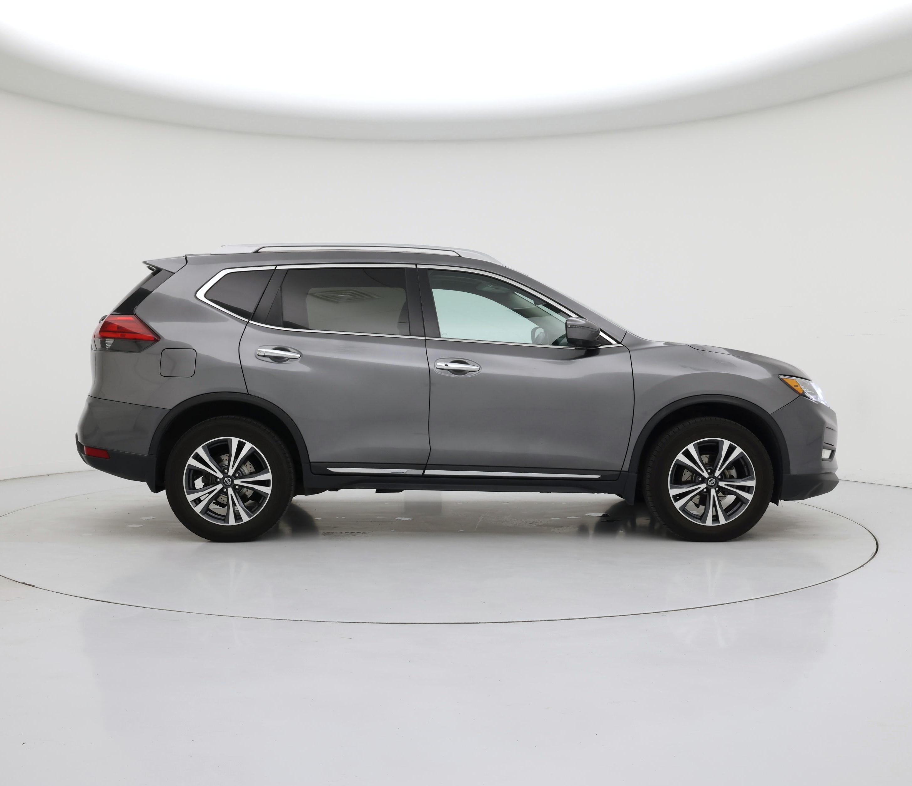Thumbnail: 2017 Nissan Rogue - 7
