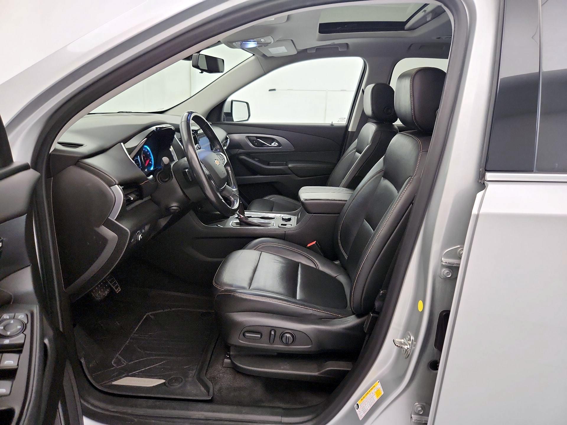 Thumbnail: 2019 Chevrolet Traverse - 11