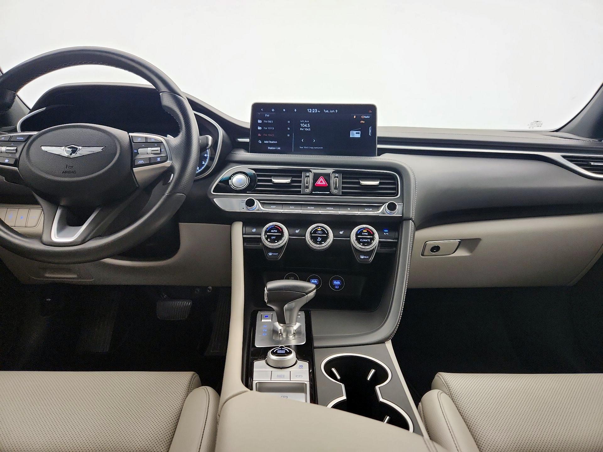 Thumbnail: 2023 Genesis G70 - 9