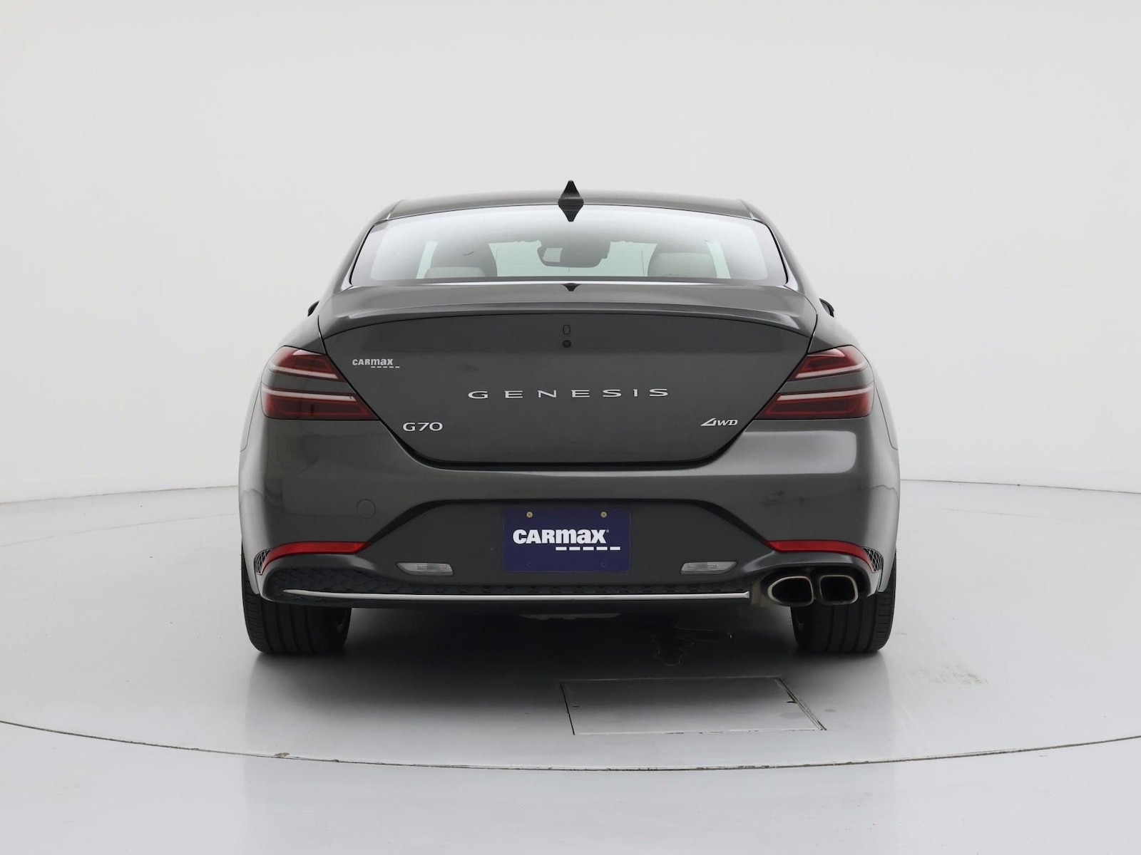 2023 GENESIS G70 Standard - Photo 7