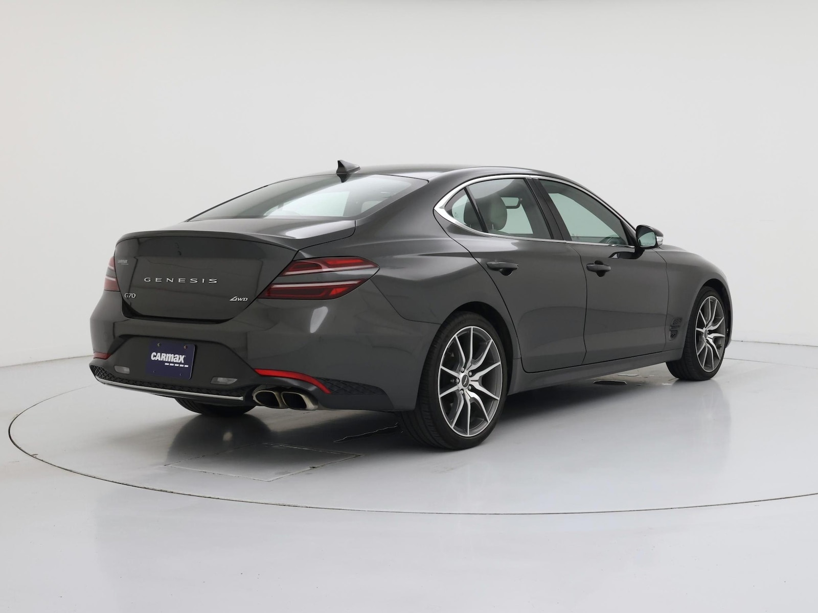 2023 GENESIS G70 Standard - Photo 9